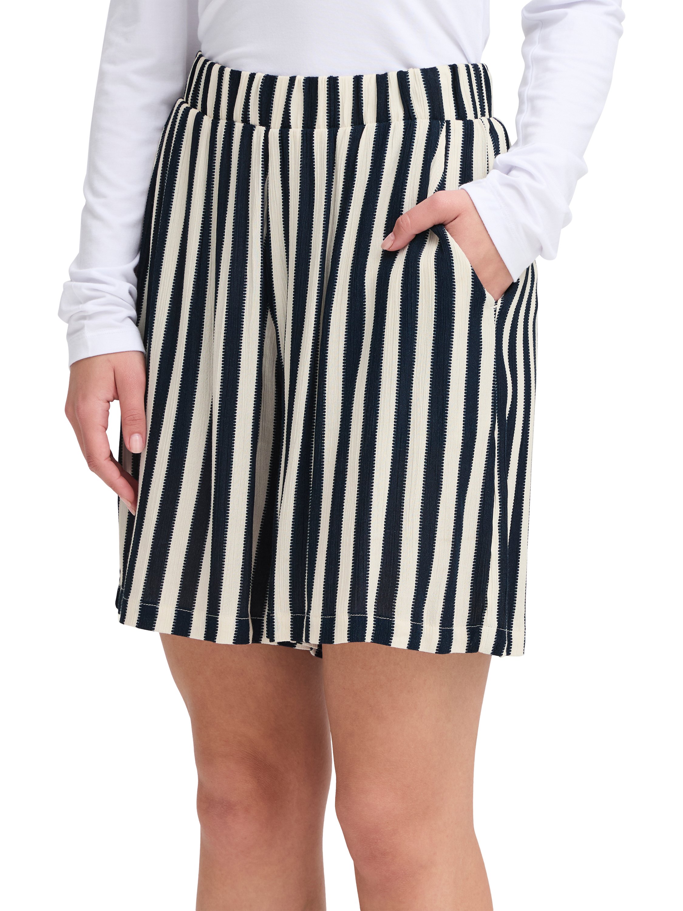 Product image 4 of 7, which shows ICHI Marrackech High Waist Stripe Shorts, Multi, XS