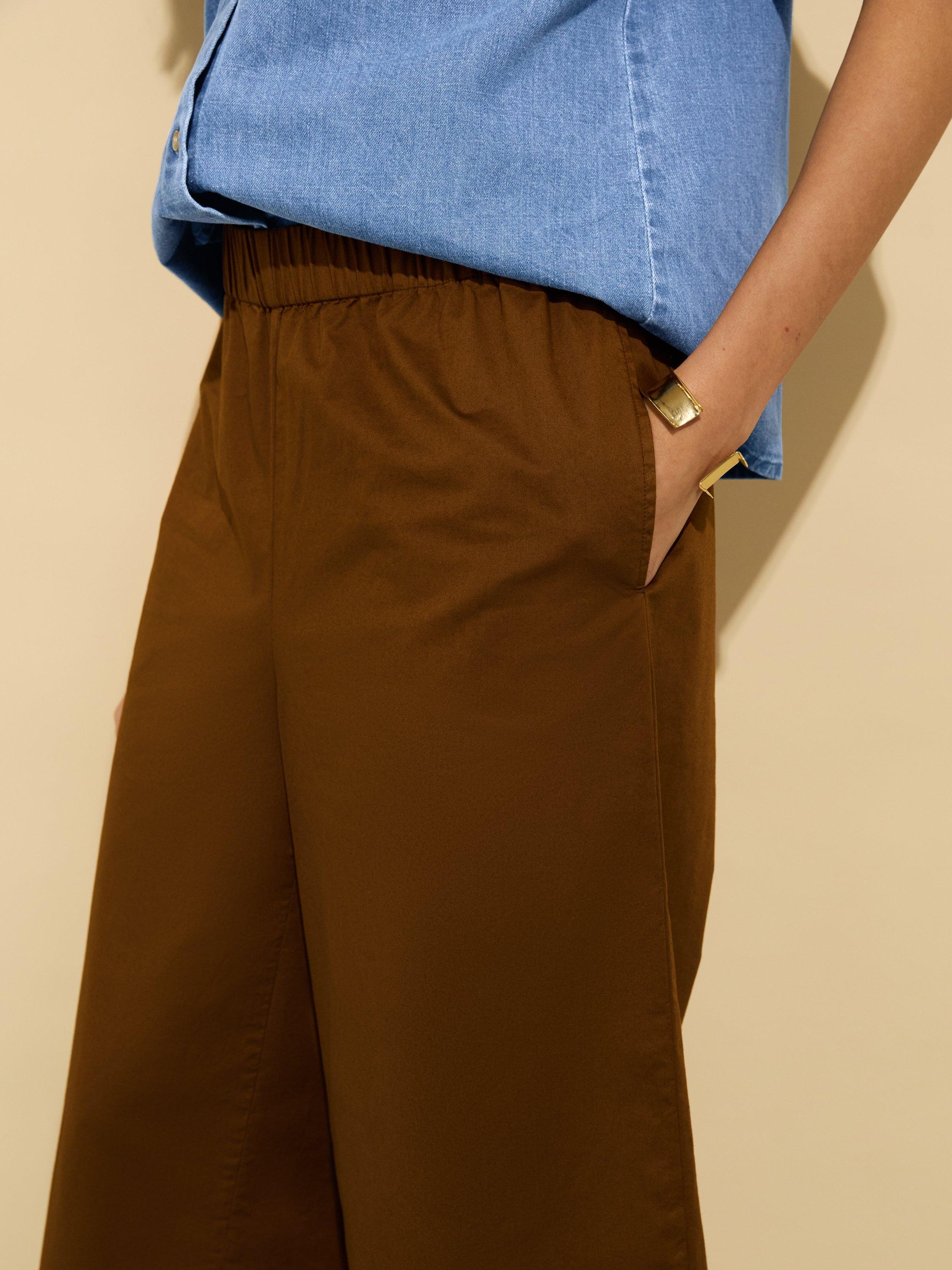 Product image 4 of 4, which shows Baukjen Shelby Organic Cotton Rich Wide Leg Trousers, Milk Chocolate, 10
