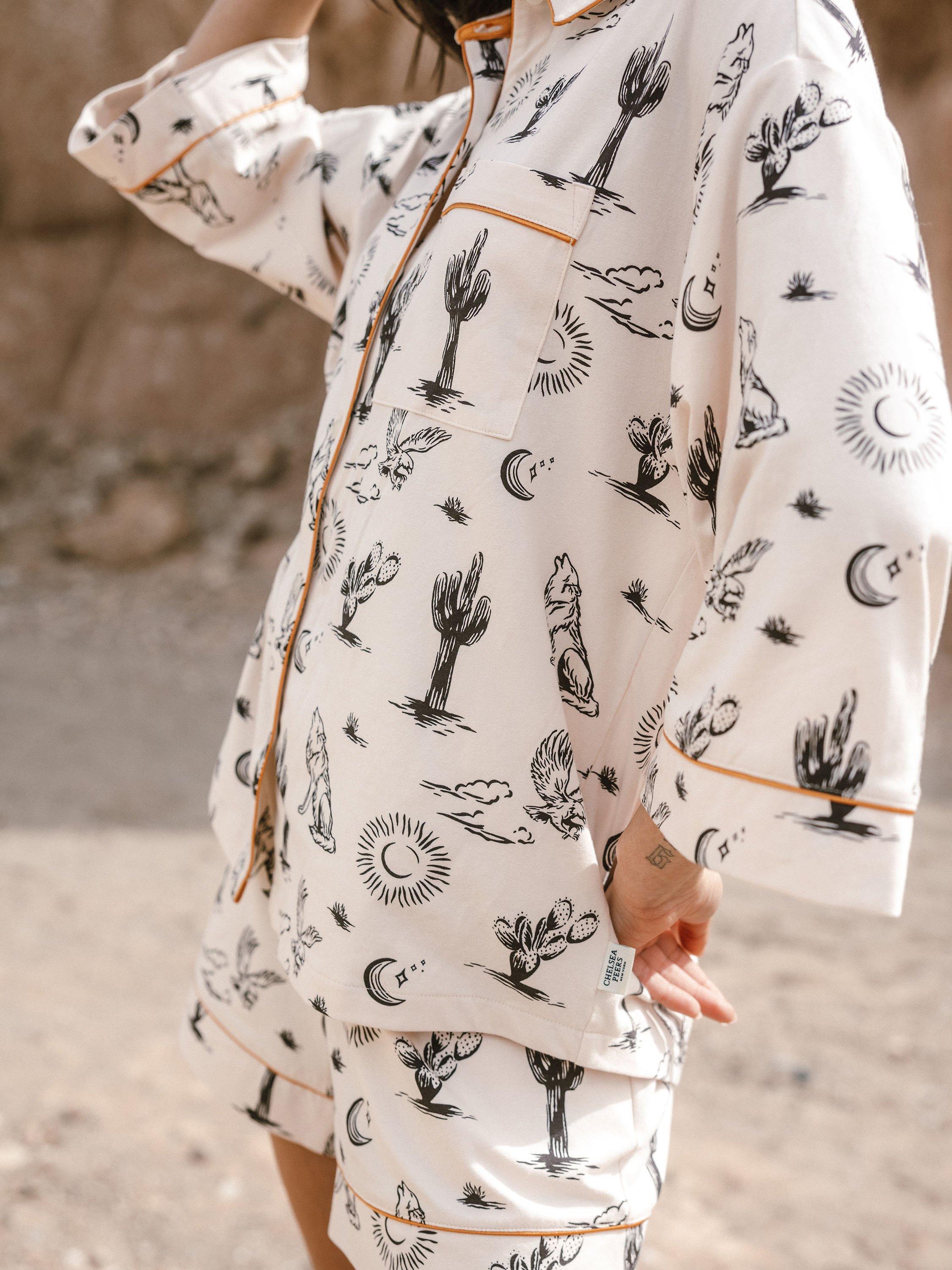 Product image 3 of 5, which shows Chelsea Peers Desert Wolf Organic Cotton Rich Shorty Pyjama Set, Off White, 6