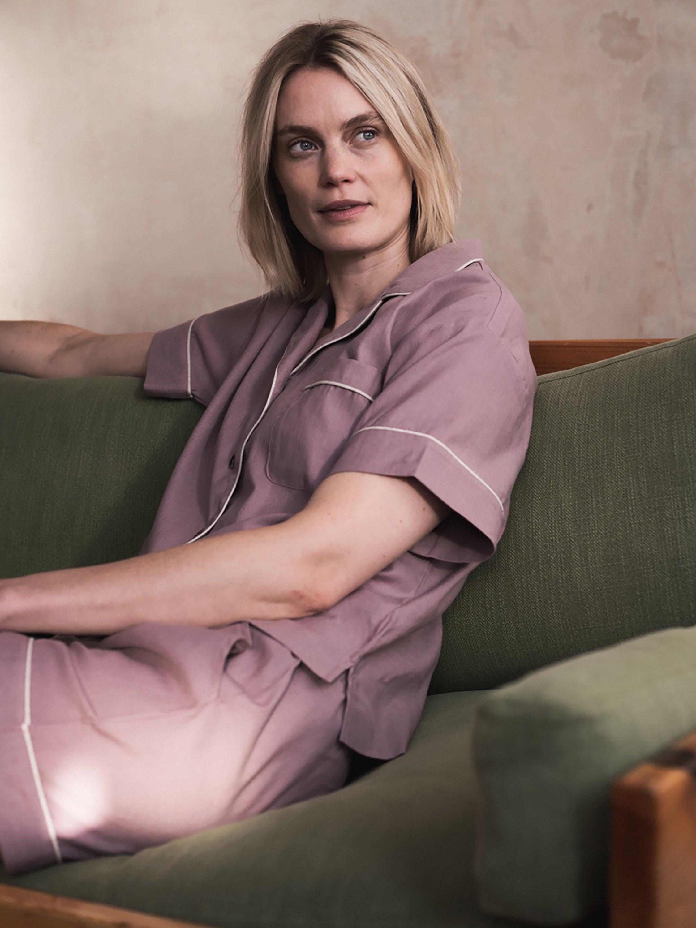 Product image 1 of 4, which shows Piglet in Bed Linen Blend Short Pyjama Set, Elderberry, XS