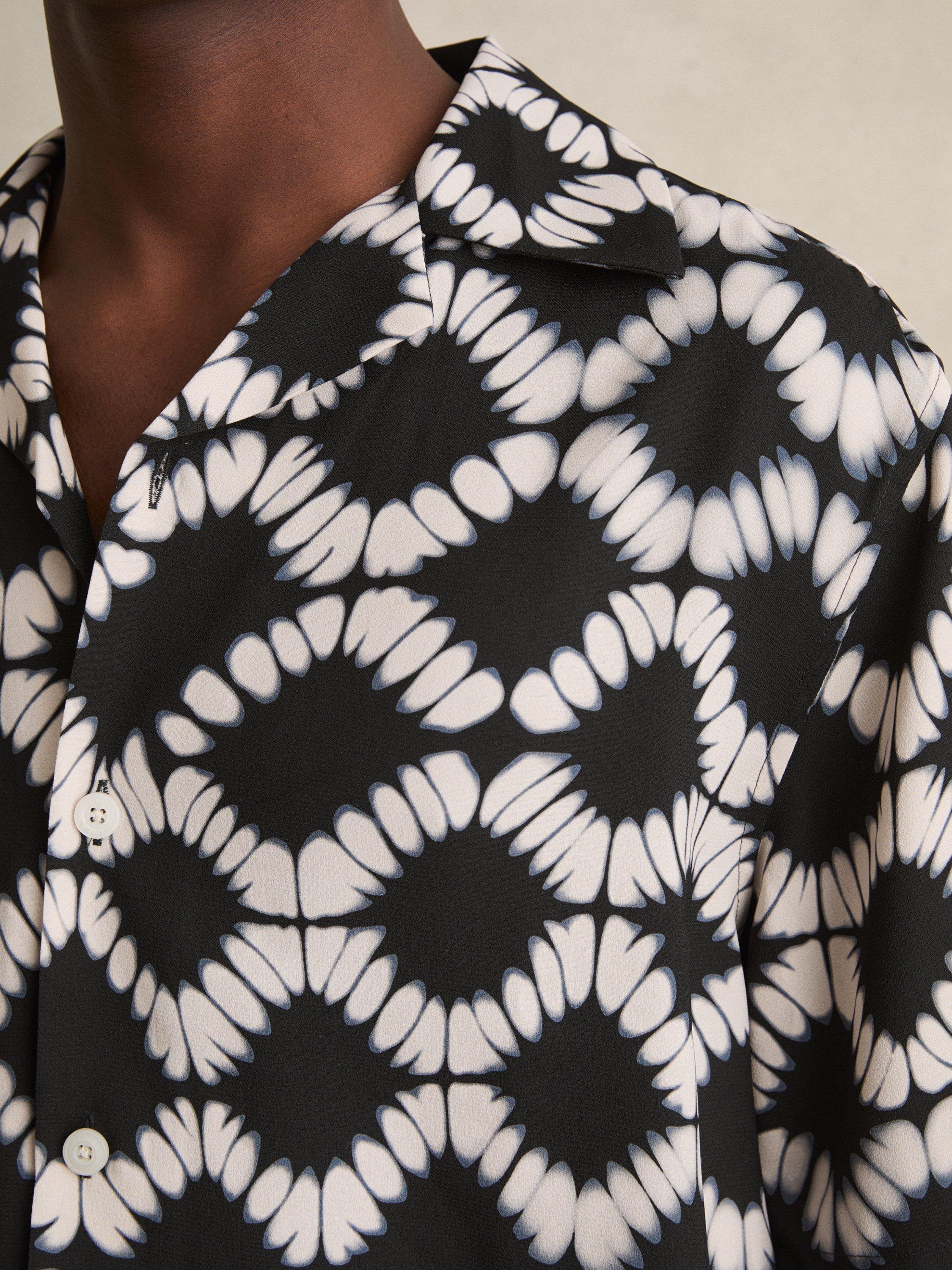 Product image 5 of 5, which shows Reiss Makarb Abstract Floral Regular Fit Shirt, Black/Multi, S