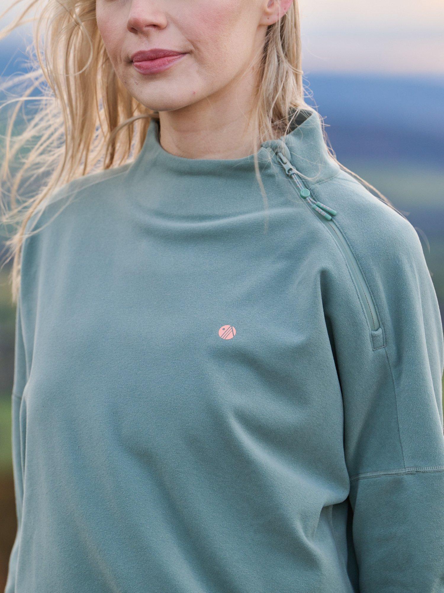 Product image 4 of 5, which shows ACAI Escape Fleece, Lily Pad, 6