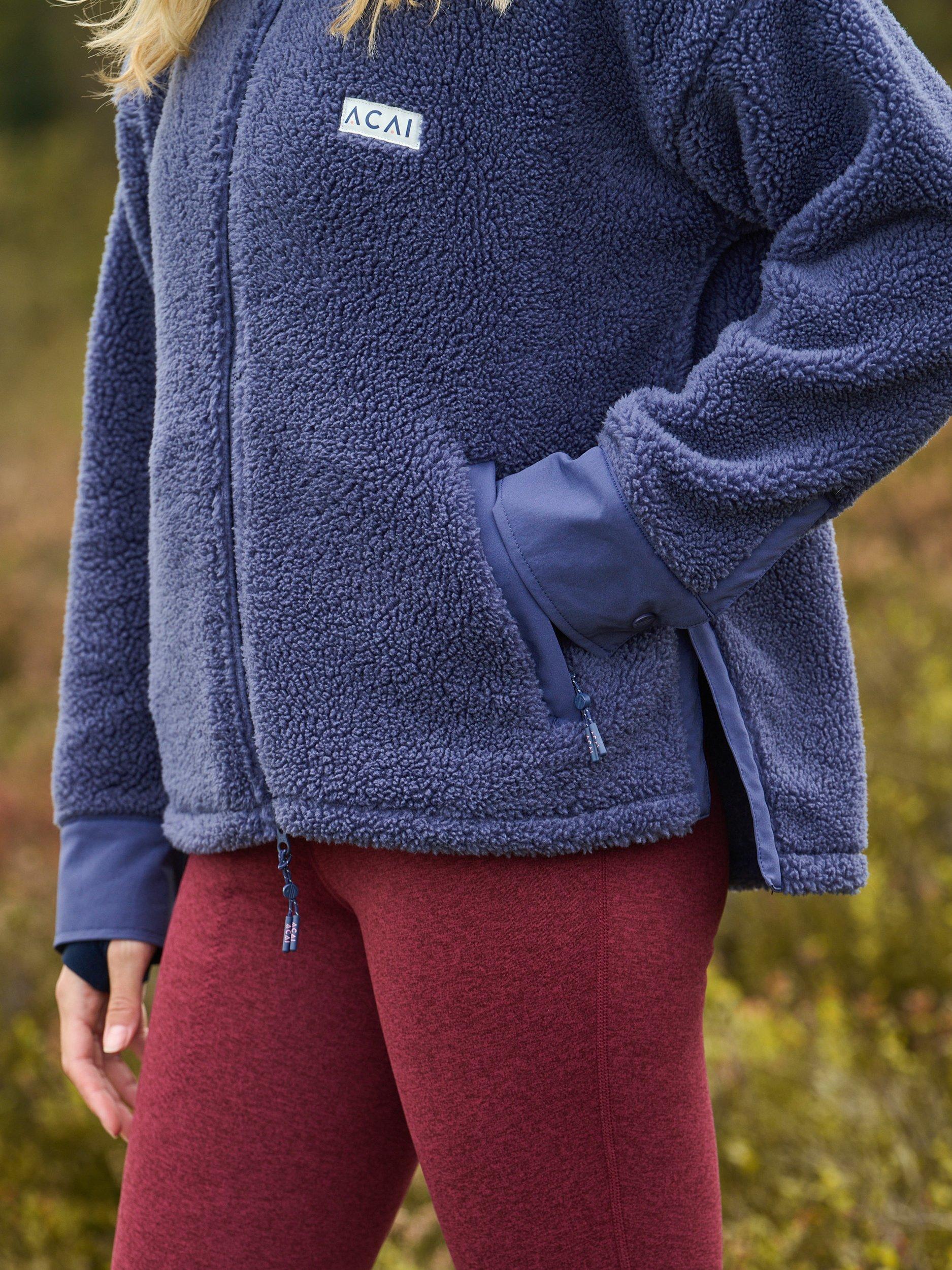 Product image 6 of 7, which shows ACAI On The Go Sherpa Fleece, Nightshadow Blue, 6