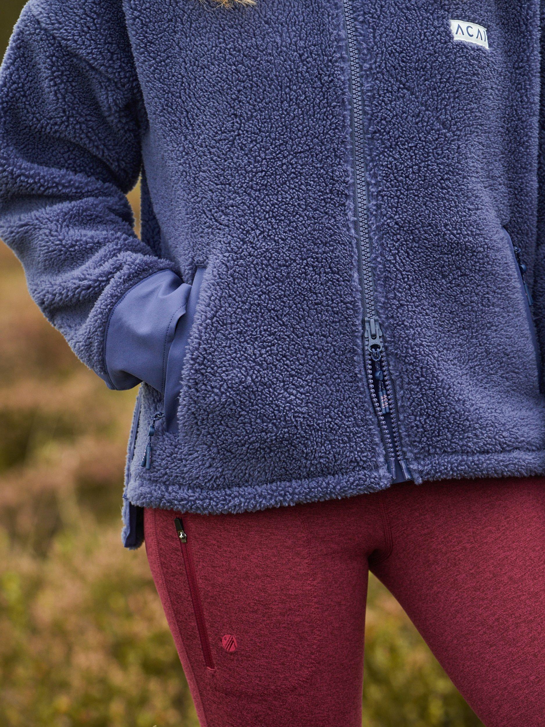Product image 7 of 7, which shows ACAI On The Go Sherpa Fleece, Nightshadow Blue, 6