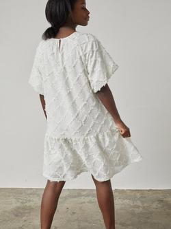 Sisters Point Vai Textured Dress, Cream - view 2, Cream