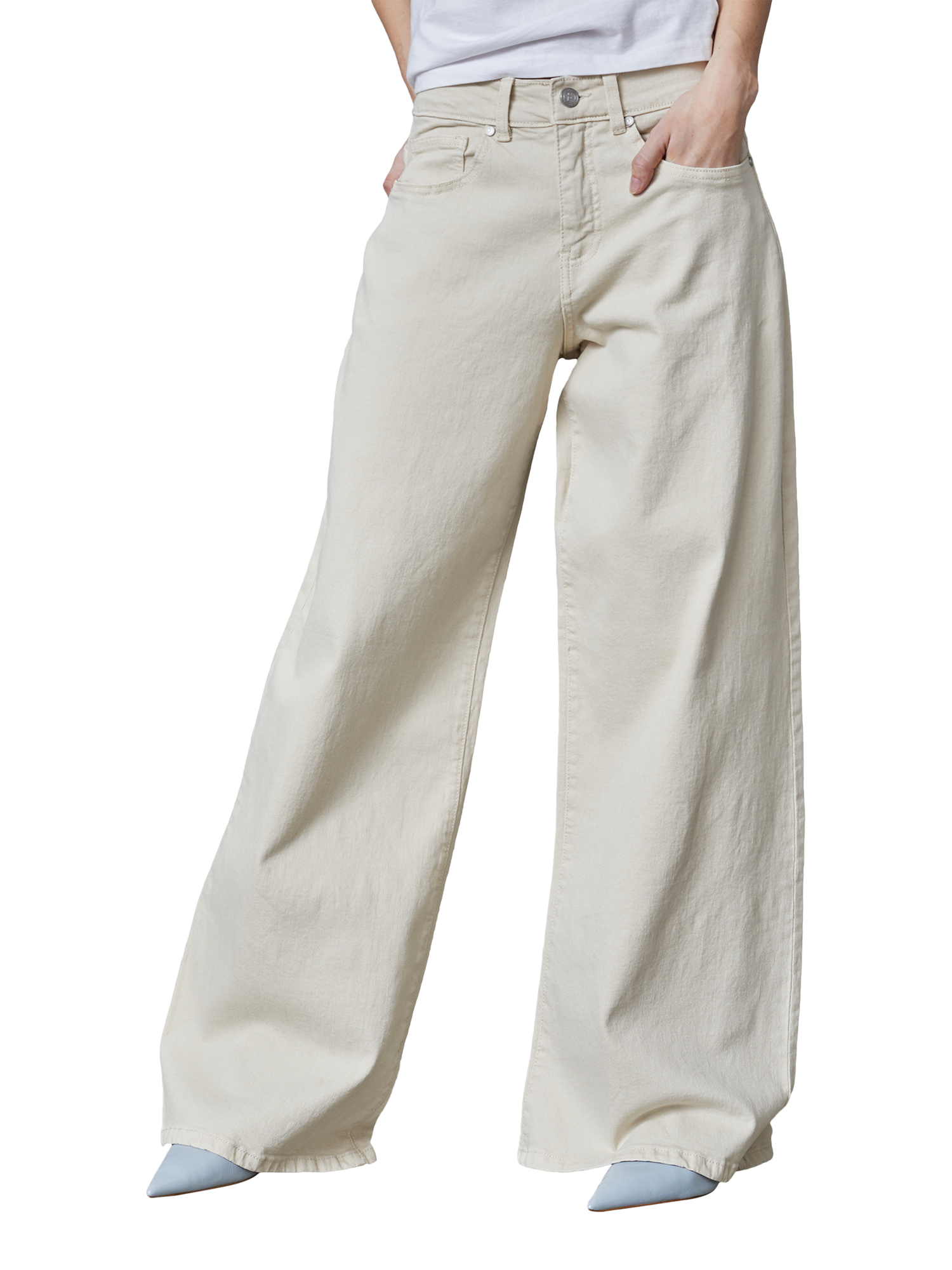 Product image 1 of 4, which shows Sisters Point Onar Wide Leg Chinos, Natural Cream, XS