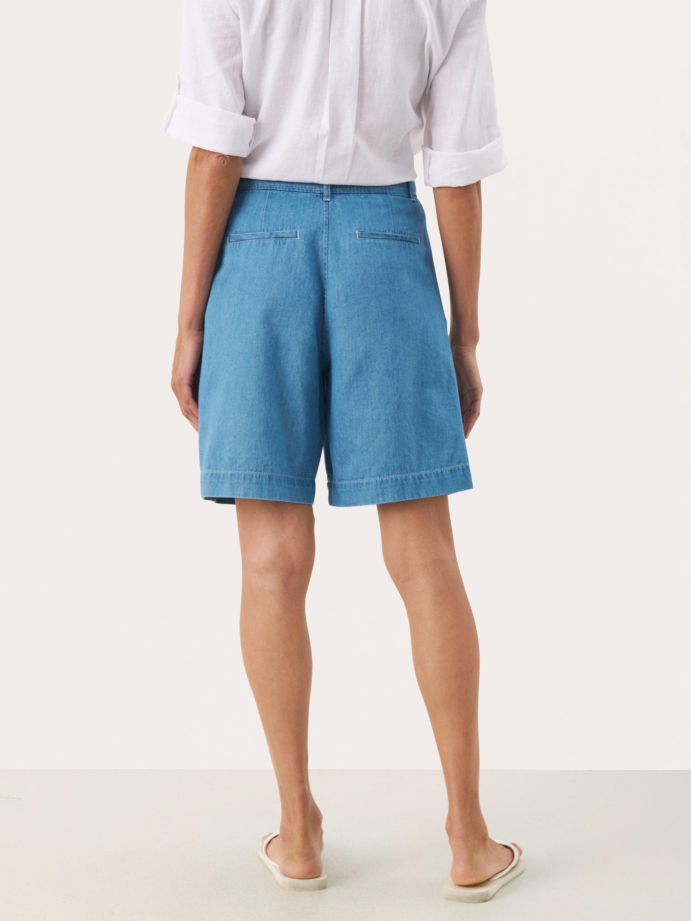 Product image 2 of 6, which shows Part Two Regina Mid Thigh Shorts, Light Blue, 8