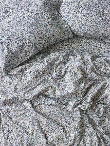 Piglet in Bed Mini Meadow Washed Cotton Bedding, Blue
