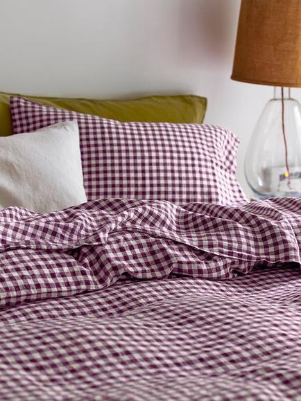 Piglet in Bed Gingham Linen Blend Flat Sheet, Berry