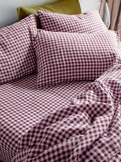Piglet in Bed Gingham Linen Blend Fitted Sheet, Berry