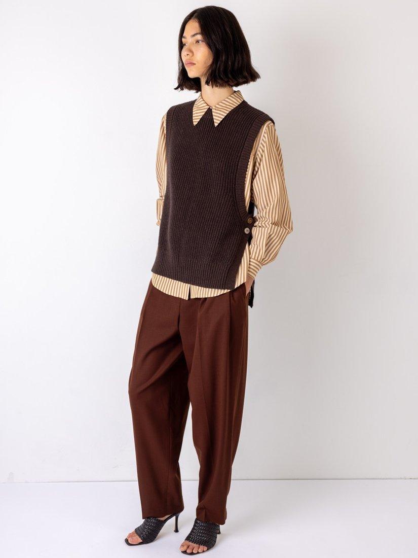 Product image 4 of 5, which shows VIVERE Isabel Rib Knit Tank Top, Burgundy, XS