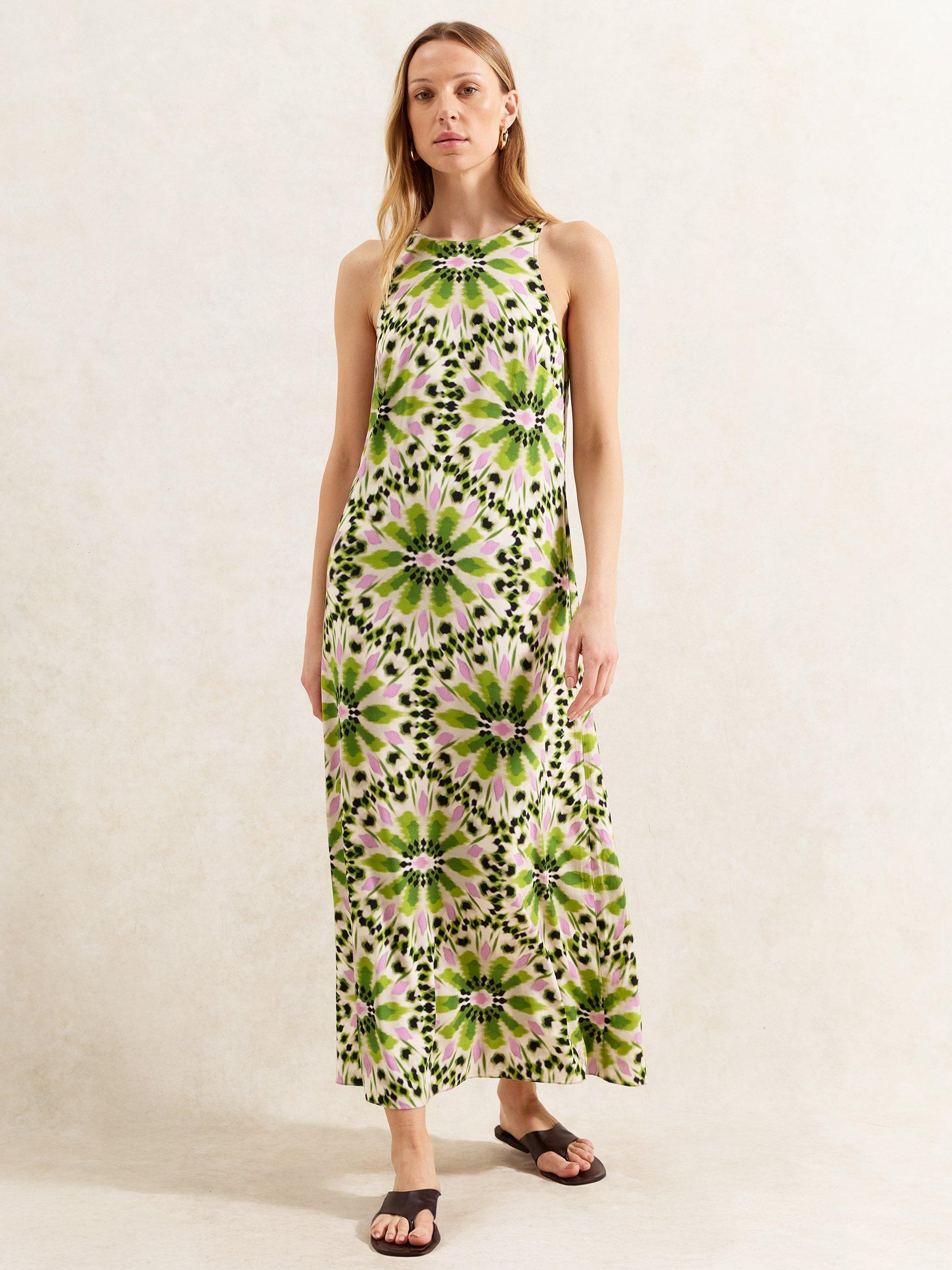 Product image 1 of 3, which shows Ro&Zo Petite Mosaic Maxi Dress, Green, 6Pt
