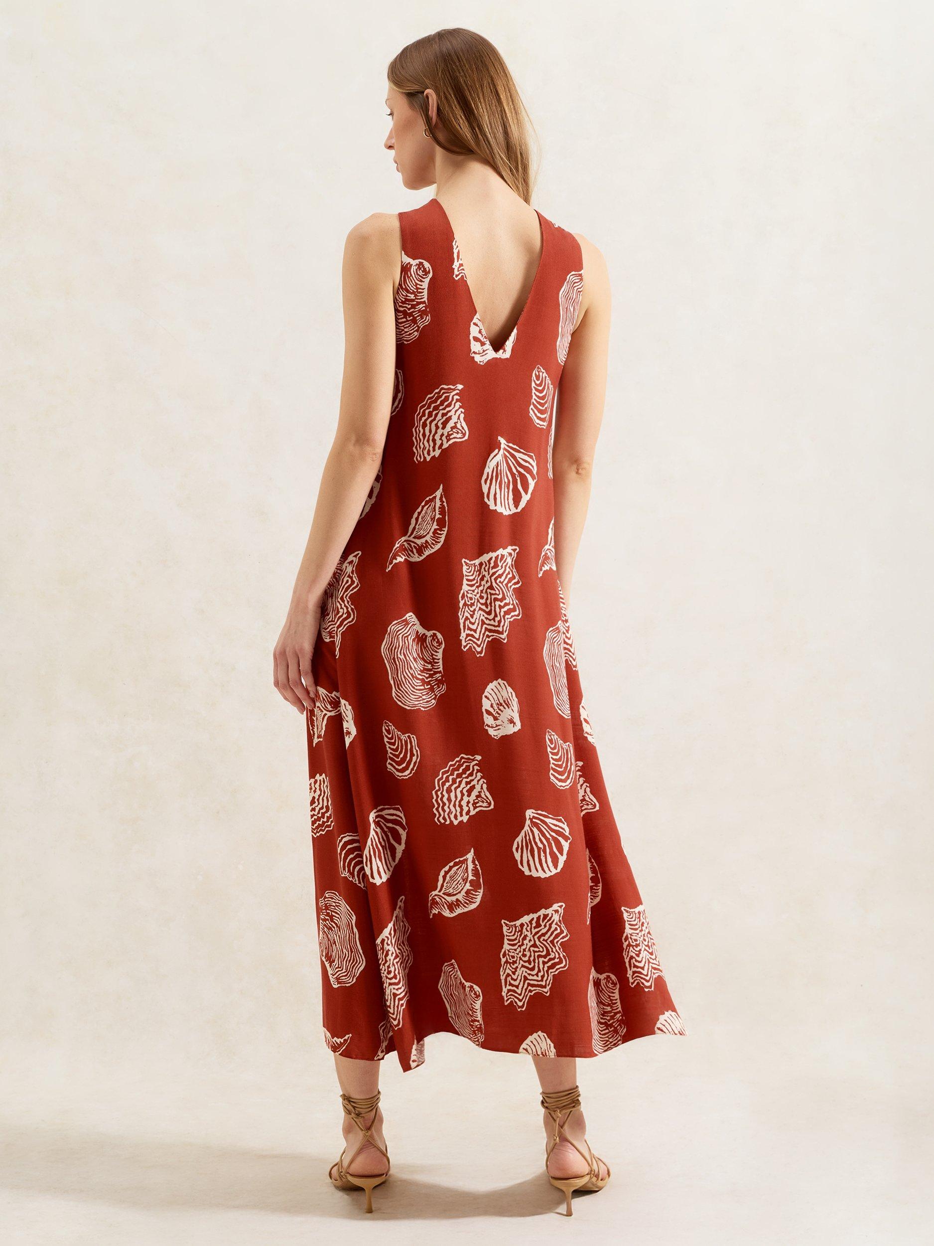 Product image 4 of 5, which shows Ro&Zo Shell Print Twist Neck Dress, Red/Multi, 6