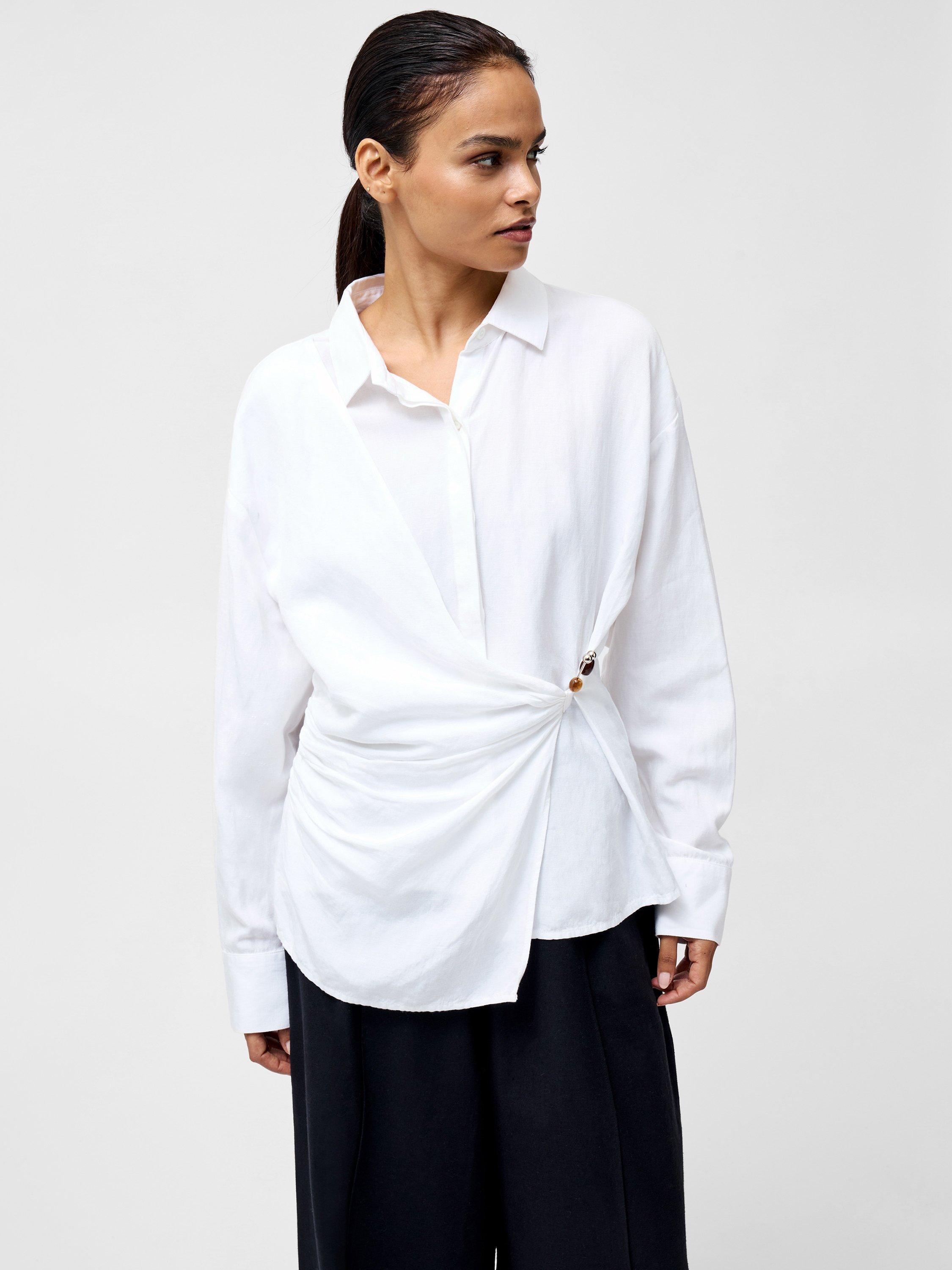 Product image 1 of 5, which shows French Connection Auri Clasp Linen Blend Shirt, Linen White, 6