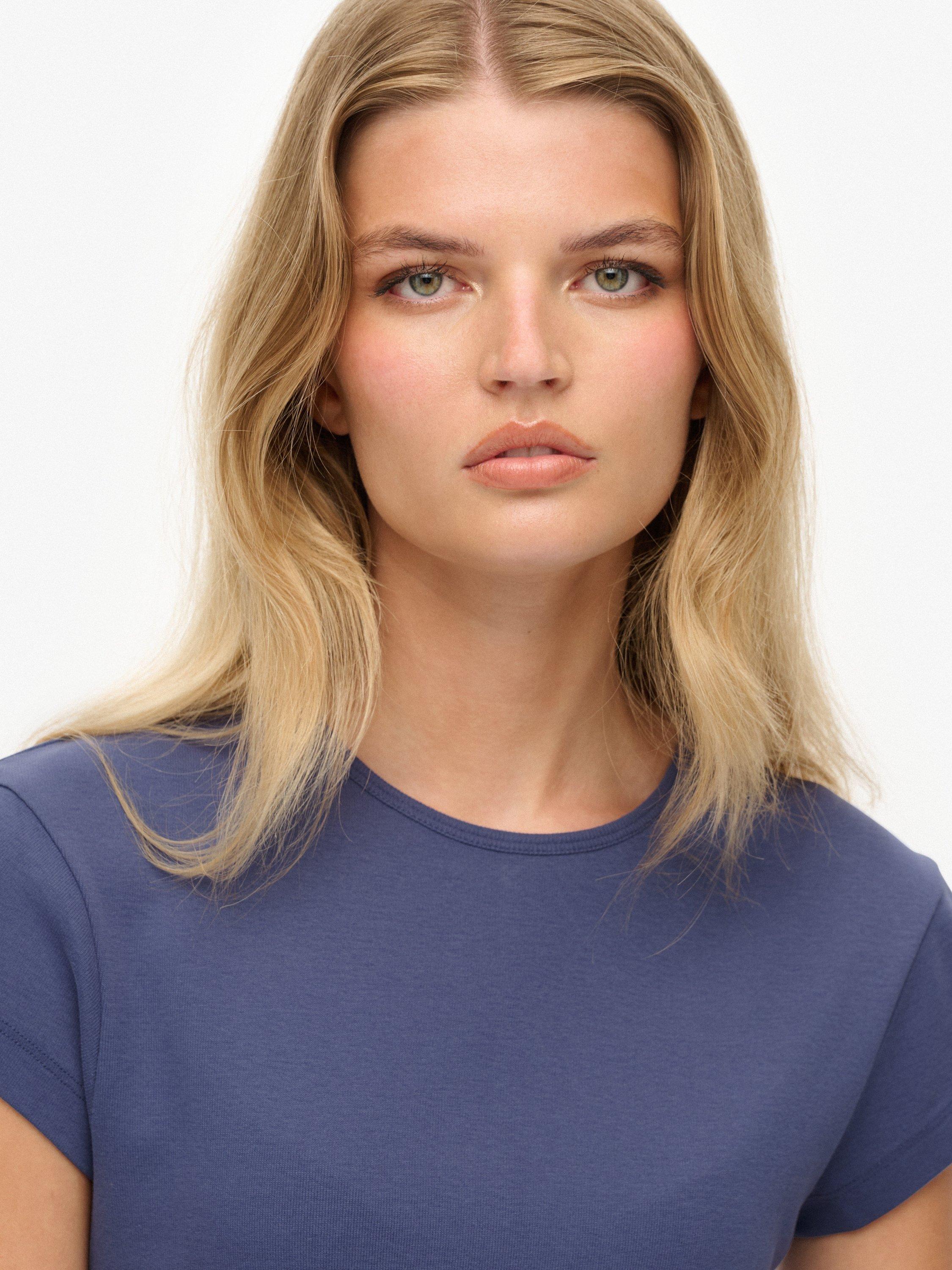 Product image 5 of 6, which shows Superdry Athletic Essential T-Shirt, Mariner Navy, 10