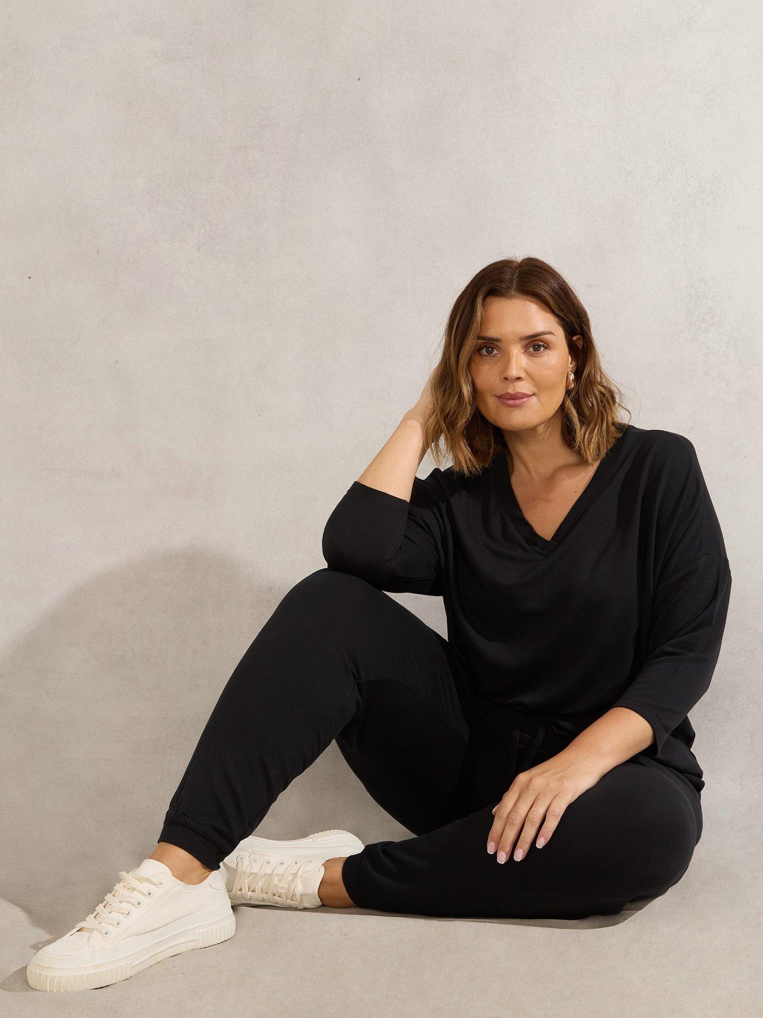 Product image 3 of 4, which shows Live Unlimited Curve Lightweight Jersey Top, Black, 12