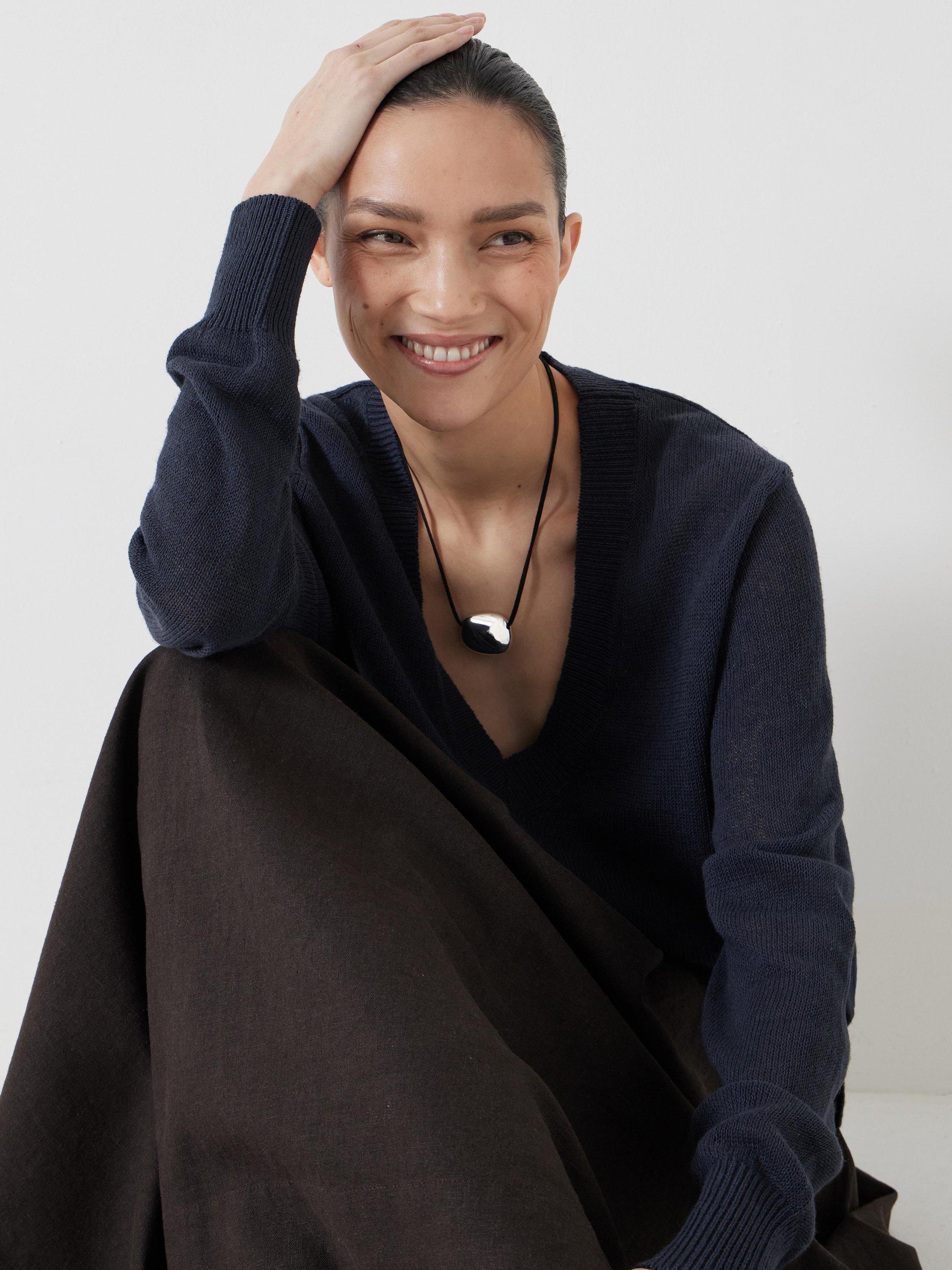 Product image 6 of 7, which shows HUSH Linen Blend V-Neck Long Sleeve Jumper, Inkwell Navy, XXS
