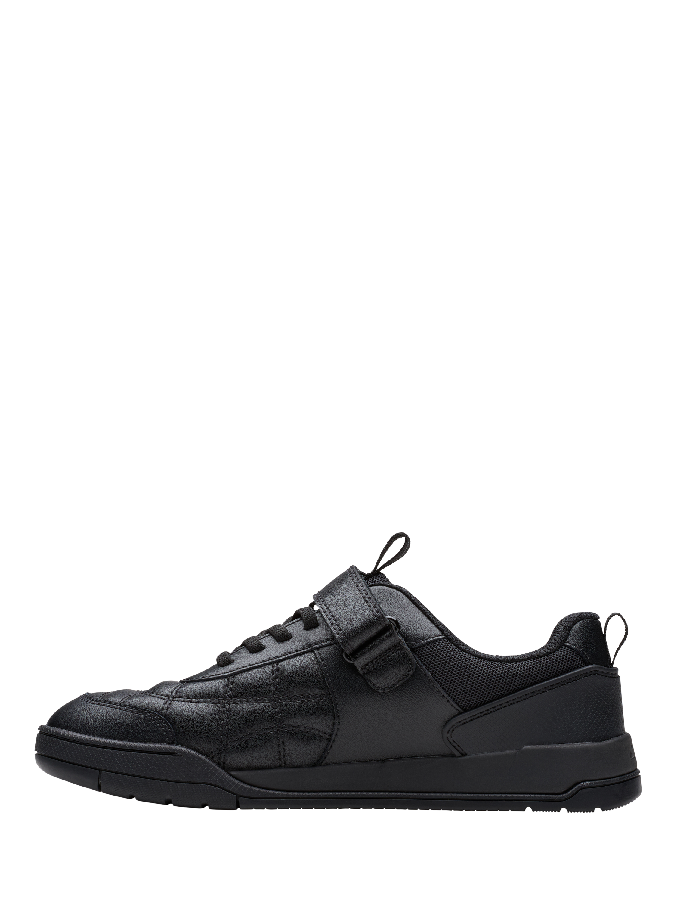 Product image 2 of 6, which shows Clarks Kids' Laser Cross Youth Leather Trainers, Black Leather, 3 F