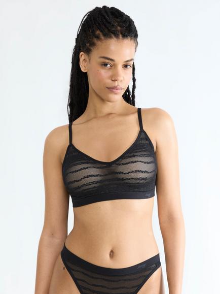 sloggi FREE Evolve Push-Up Lace Bra, Black