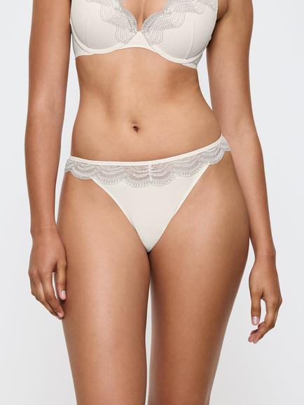 Triumph Comfort Glam Thong, Silk White