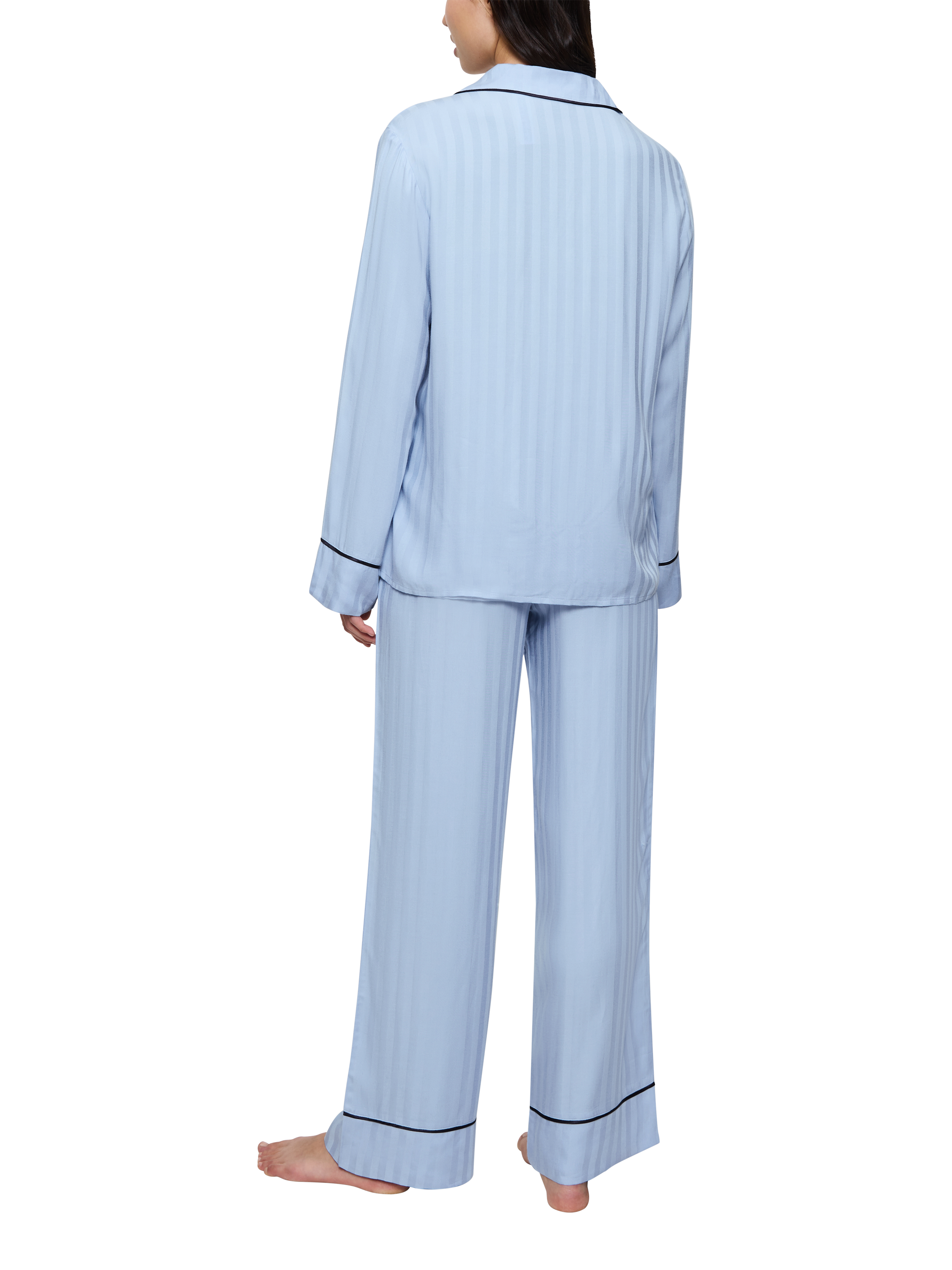 Product image 2 of 7, which shows Triumph Amourette Jacquard Pyamas, Ice, 8