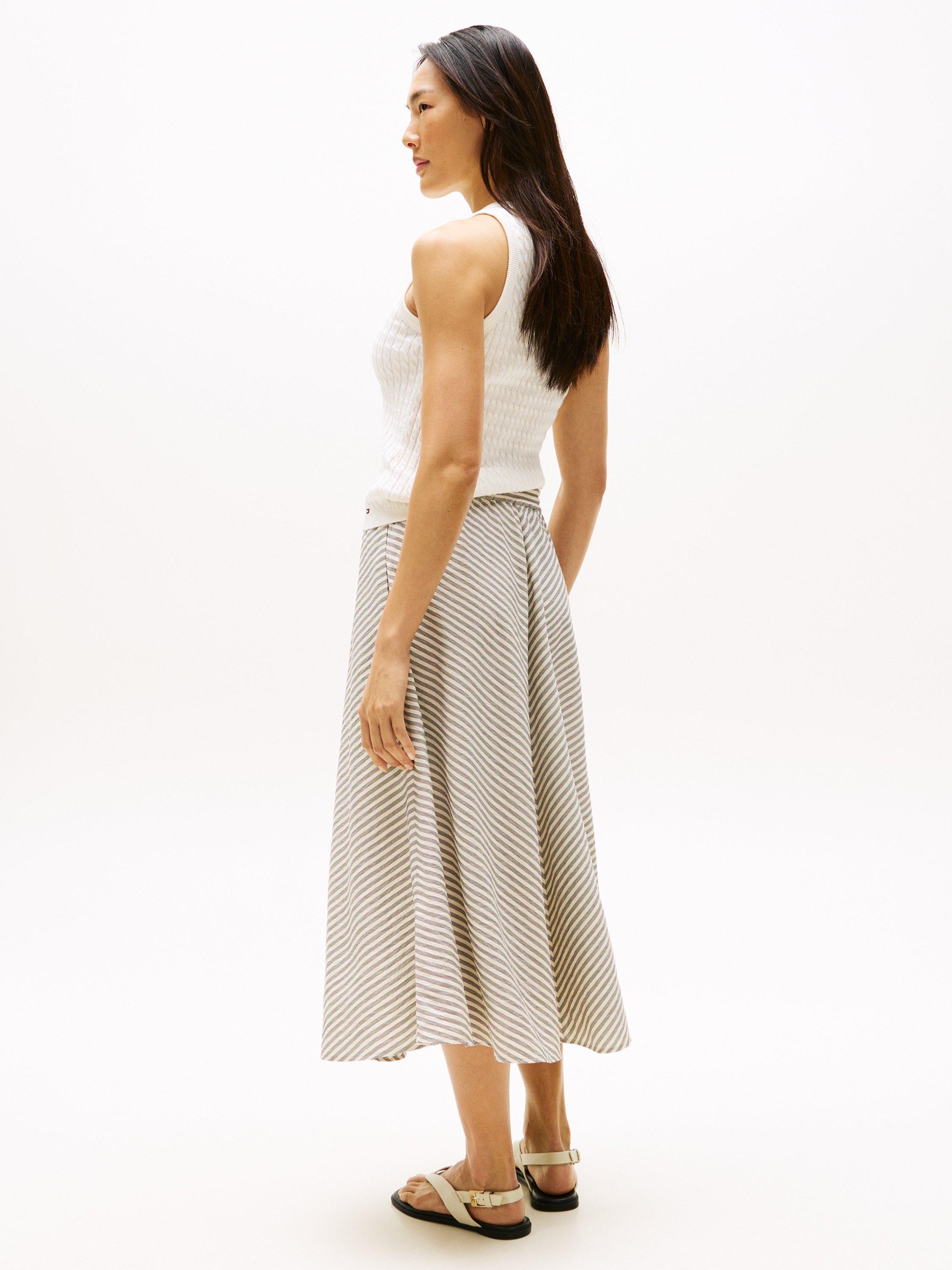 Product image 2 of 5, which shows Tommy Hilfiger Crinkle A-Line Midi Skirt, Natural/Multi, 6