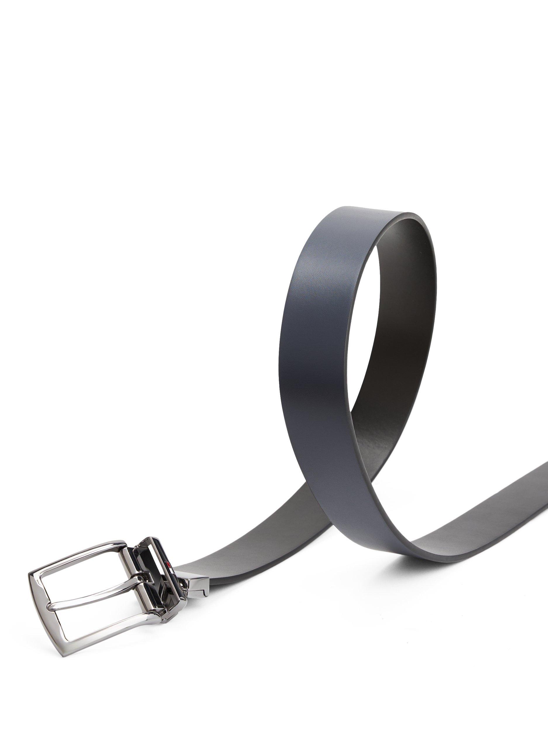 Product image 4 of 11, which shows Tommy Hilfiger Reversible Leather Belt, Preppy Navy, 33