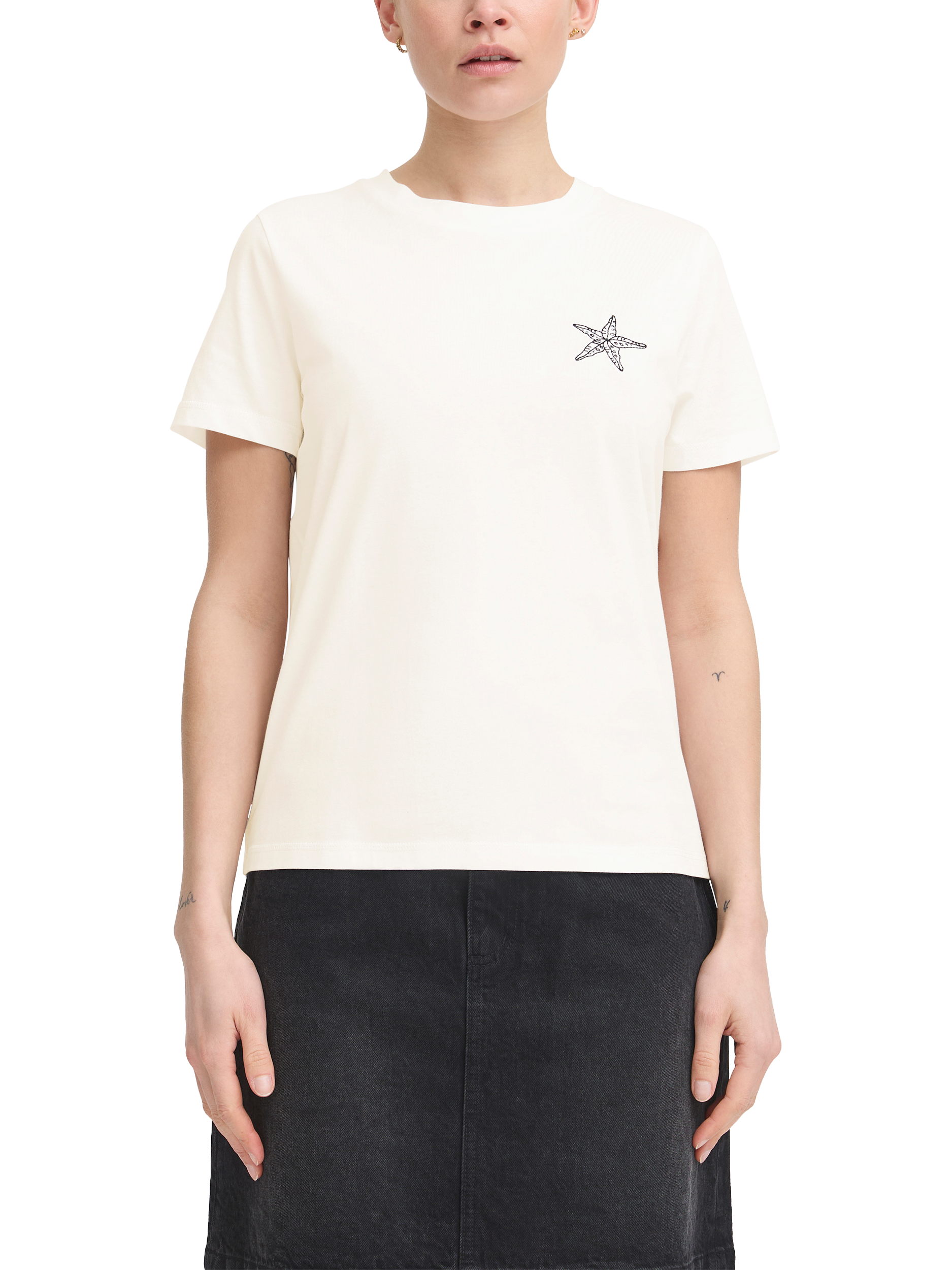 Product image 1 of 7, which shows ICHI Camino Crew Neck Starfish T-Shirt, Cloud/Black, XS