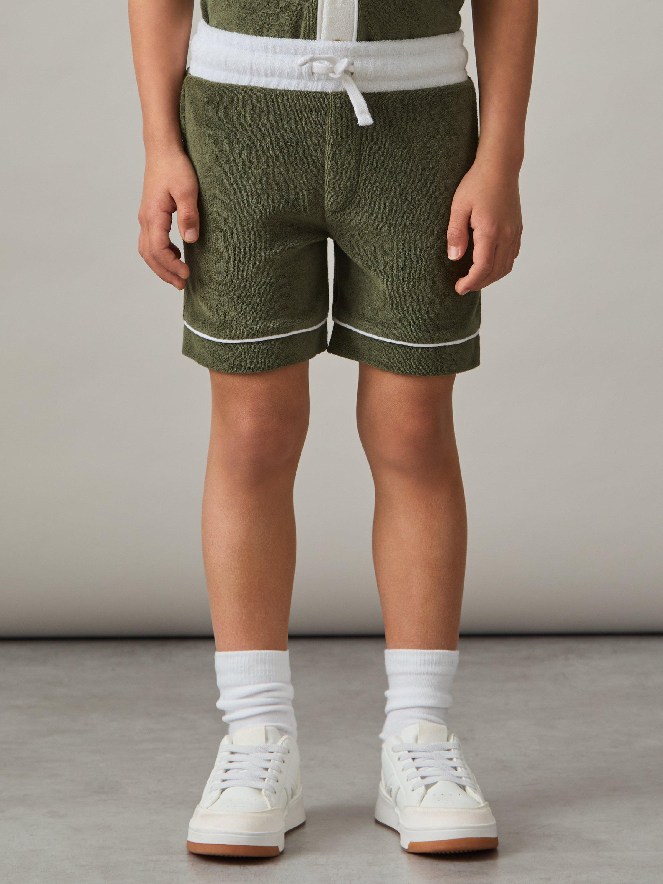 Product image 2 of 5, which shows Reiss Kids' Selvio Shorts, Green Multi, 3-4 years