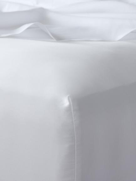 Bedfolk Luxe Cotton Standard Fitted Sheets, Snow