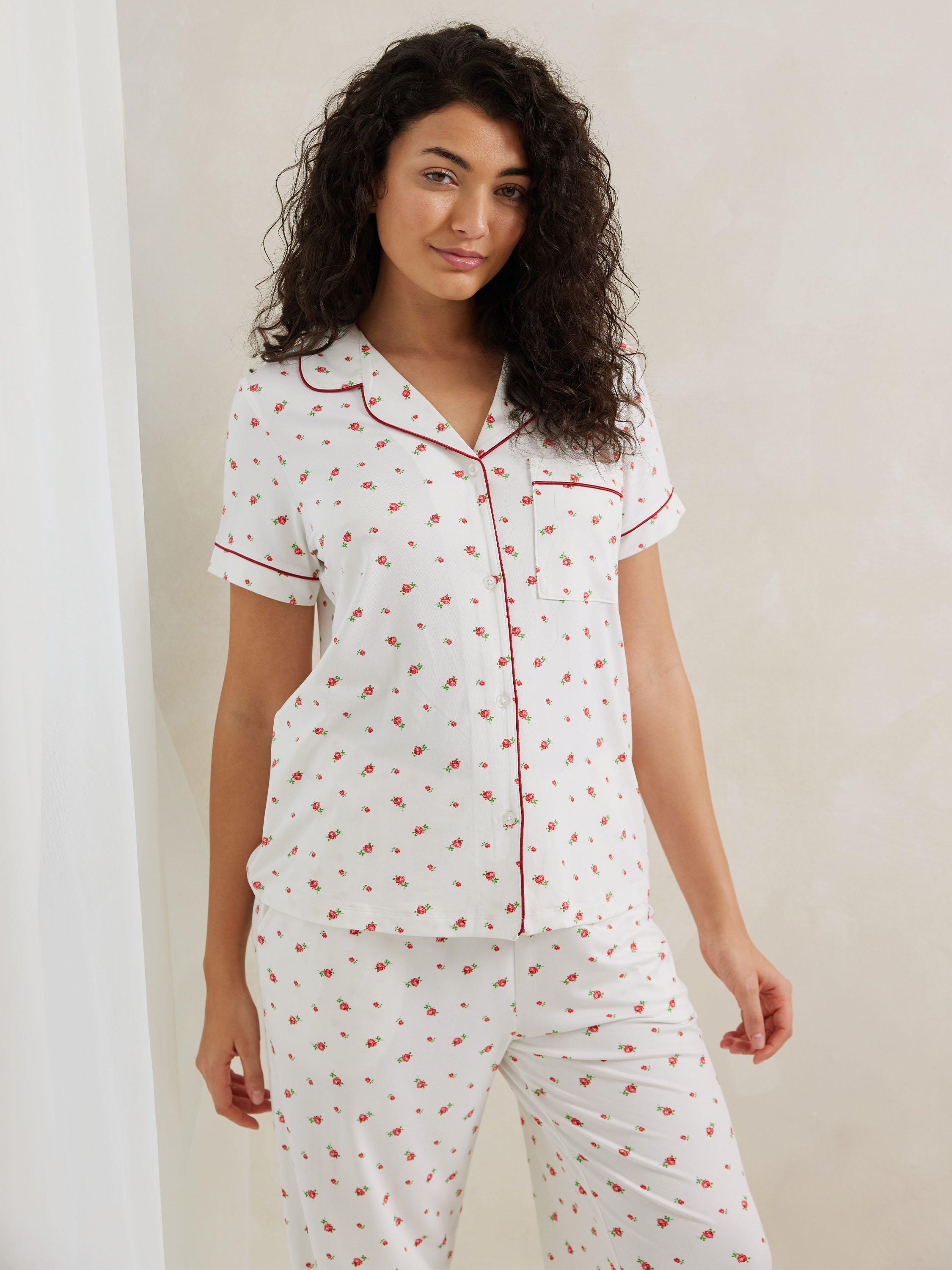 Product image 2 of 5, which shows Chelsea Peers Ditsy Rose Short Pyjama Set, White/Multi, 6