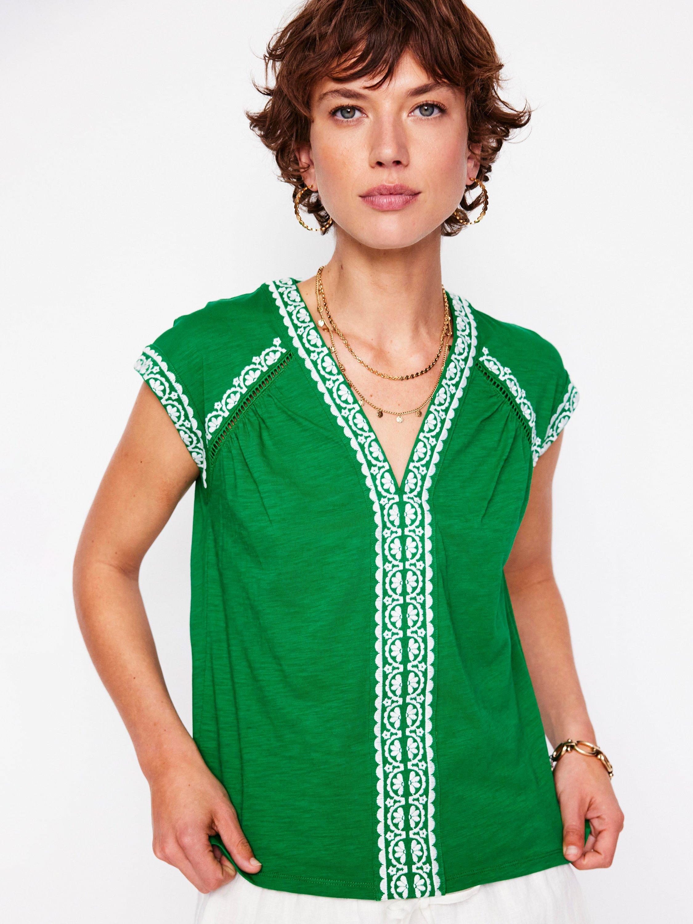 Product image 1 of 5, which shows Boden Hazel Sleeveless Embroidered Cotton Top, Rich Emerald, L