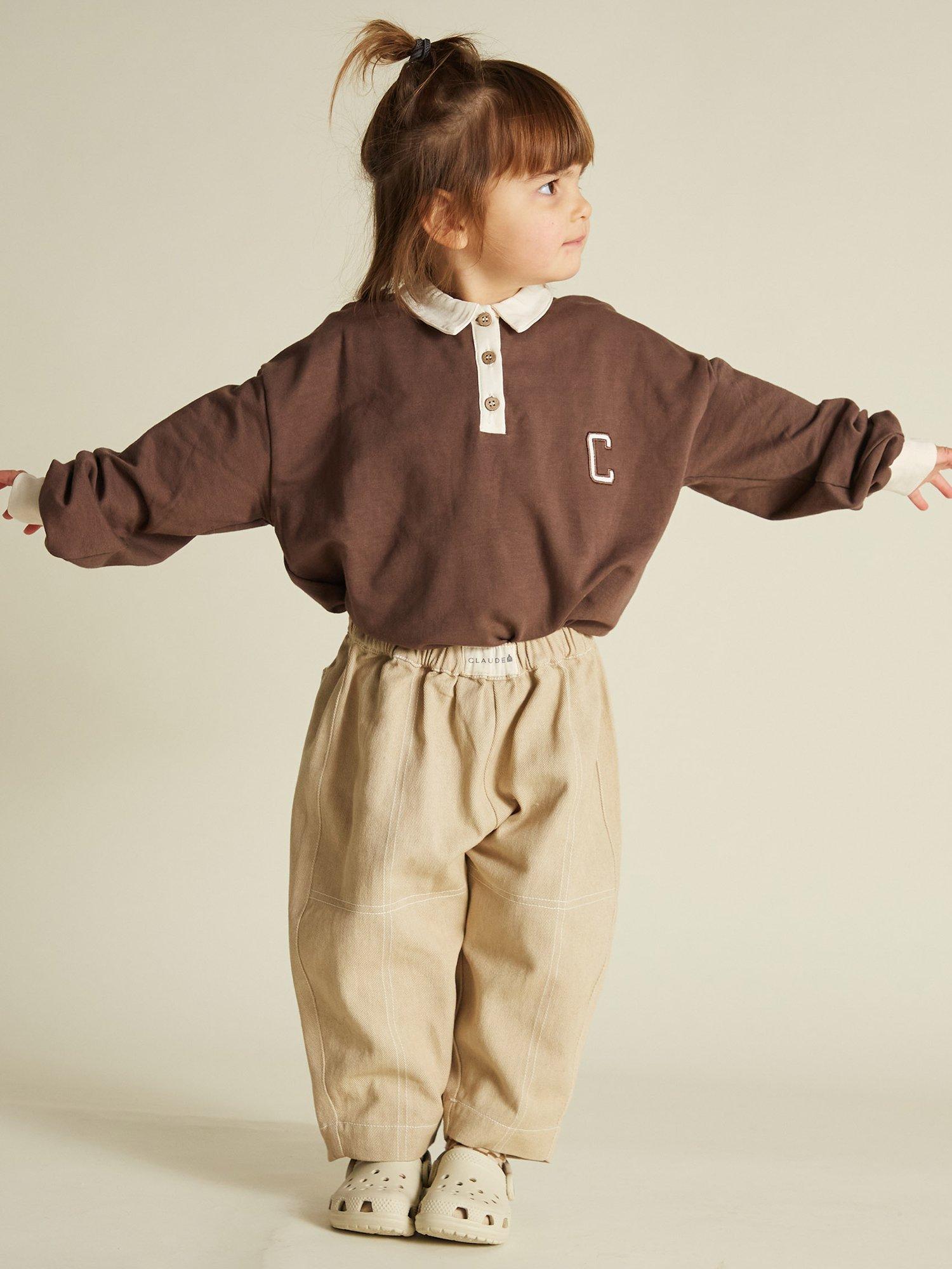 Product image 1 of 4, which shows Claude & Co Kids' Sacha Relaxed Trousers, Sand, 4-5 years