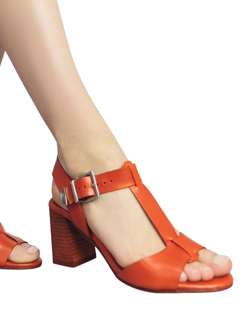 Product image 2 of 11, which shows MOLLIEY SANDAL OR ORMI 3