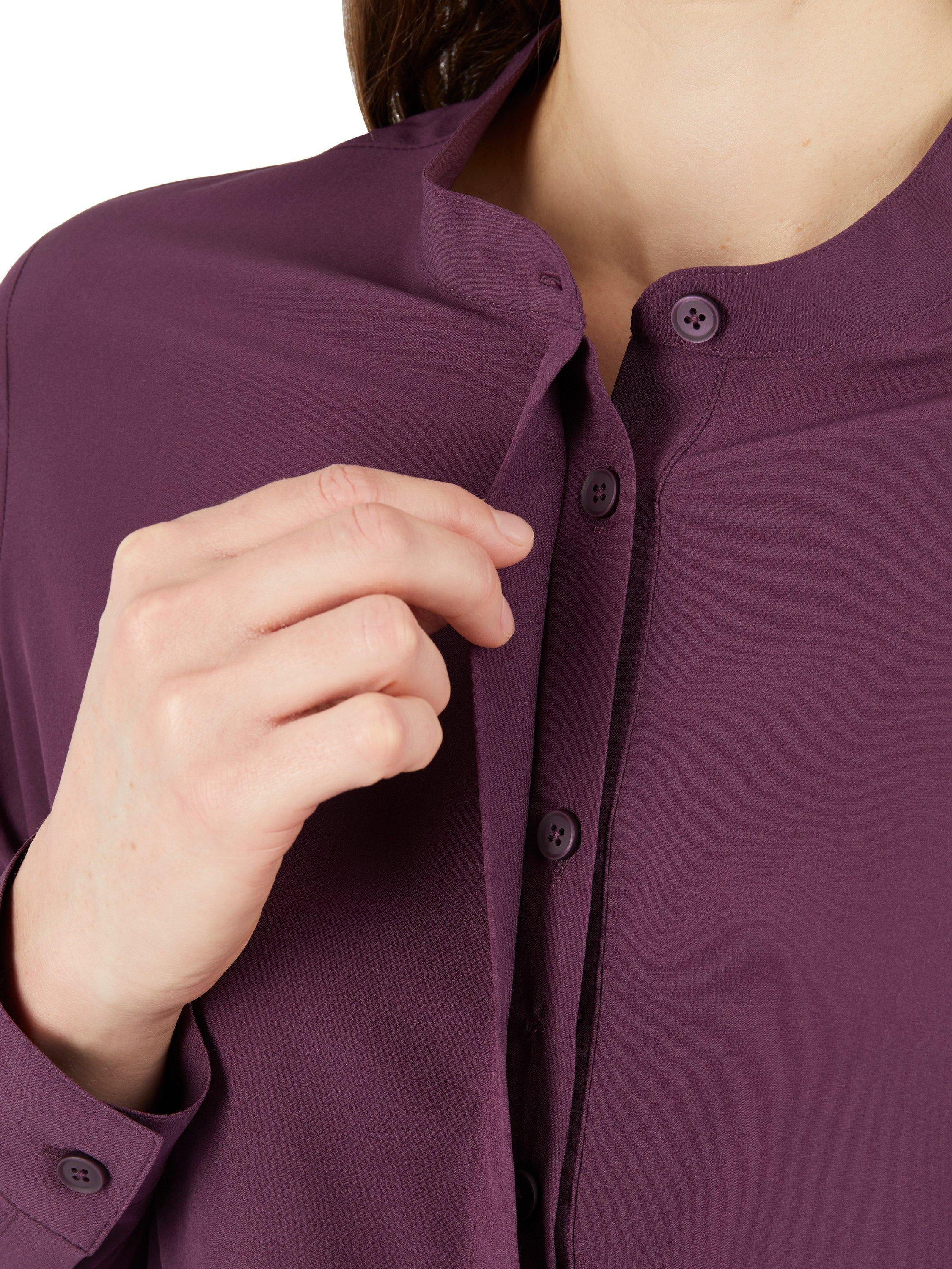 Product image 5 of 8, which shows Rohan Voyager Stretch Crease Resistant Travel Shirt, Blackberry Purple, 8