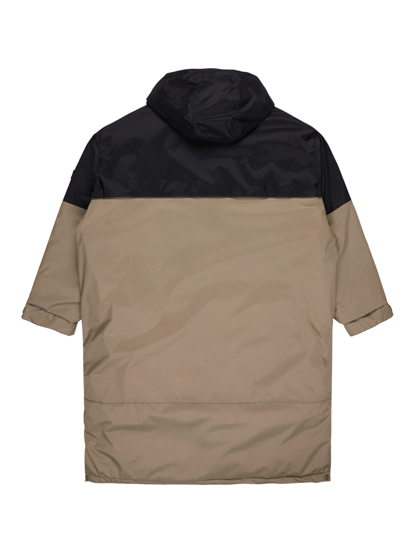 Product image 2 of 8, which shows Quicksilver Kids' Full Rig Changing Poncho, Fallen Rock, 8 years