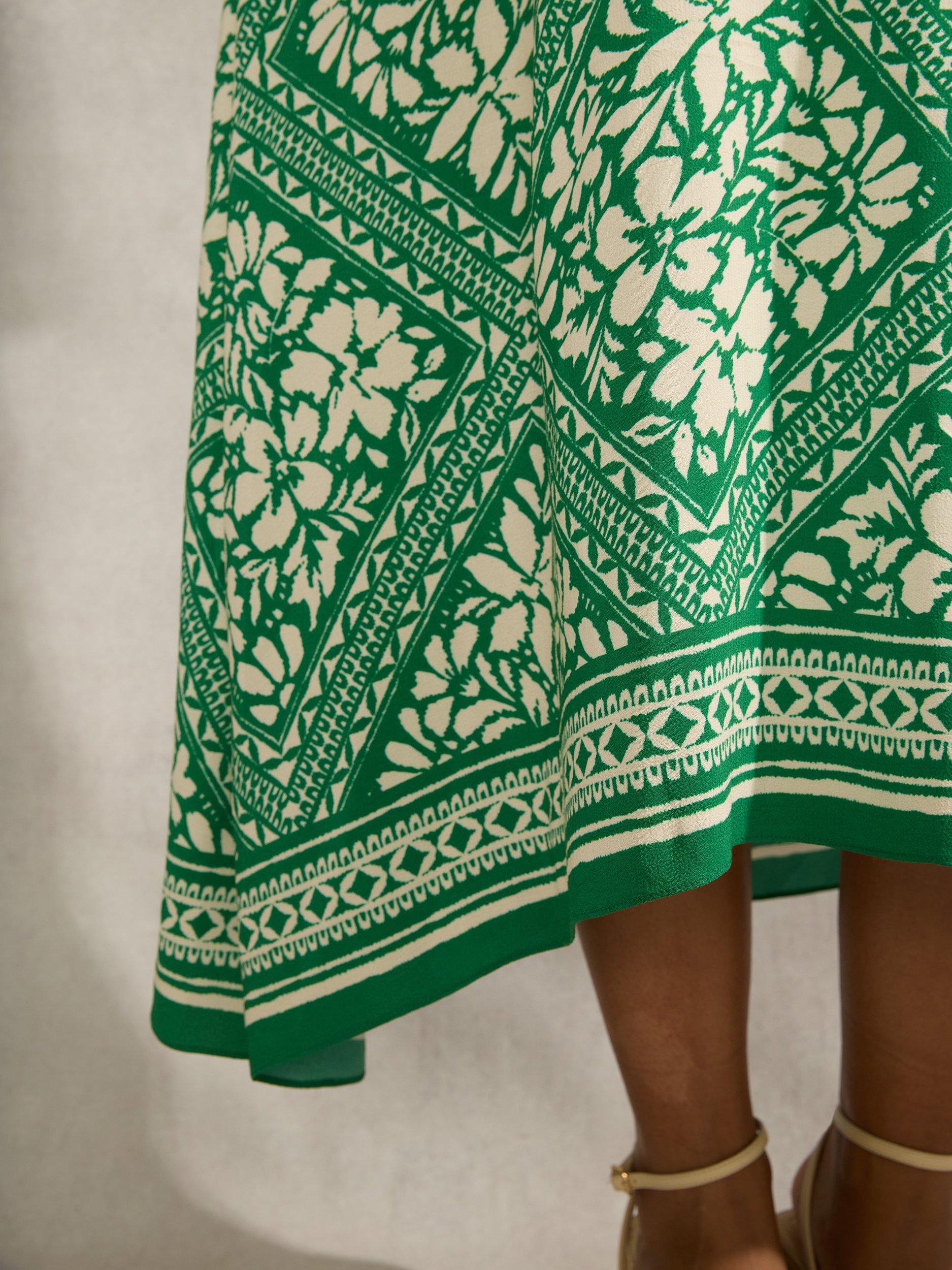 Product image 4 of 4, which shows Live Unlimited Bandana Print Midi Dress, Green, 12Pt