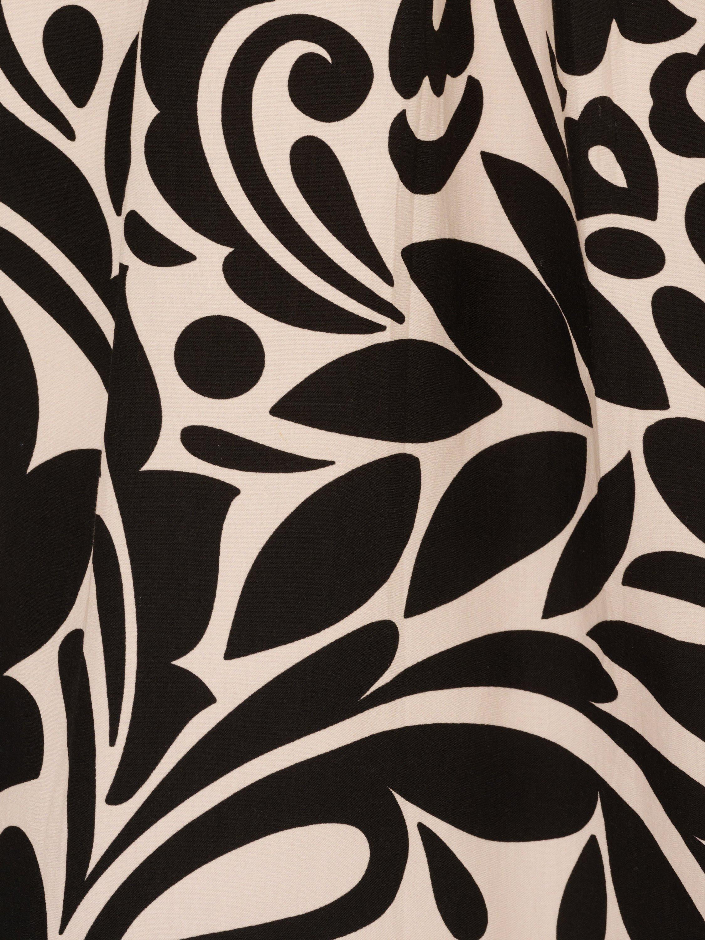 Product image 7 of 7, which shows Adrianna Papell Adrianna by Adrianna Papell Floral Scallop Edge Dress, Black/Ivory, 6