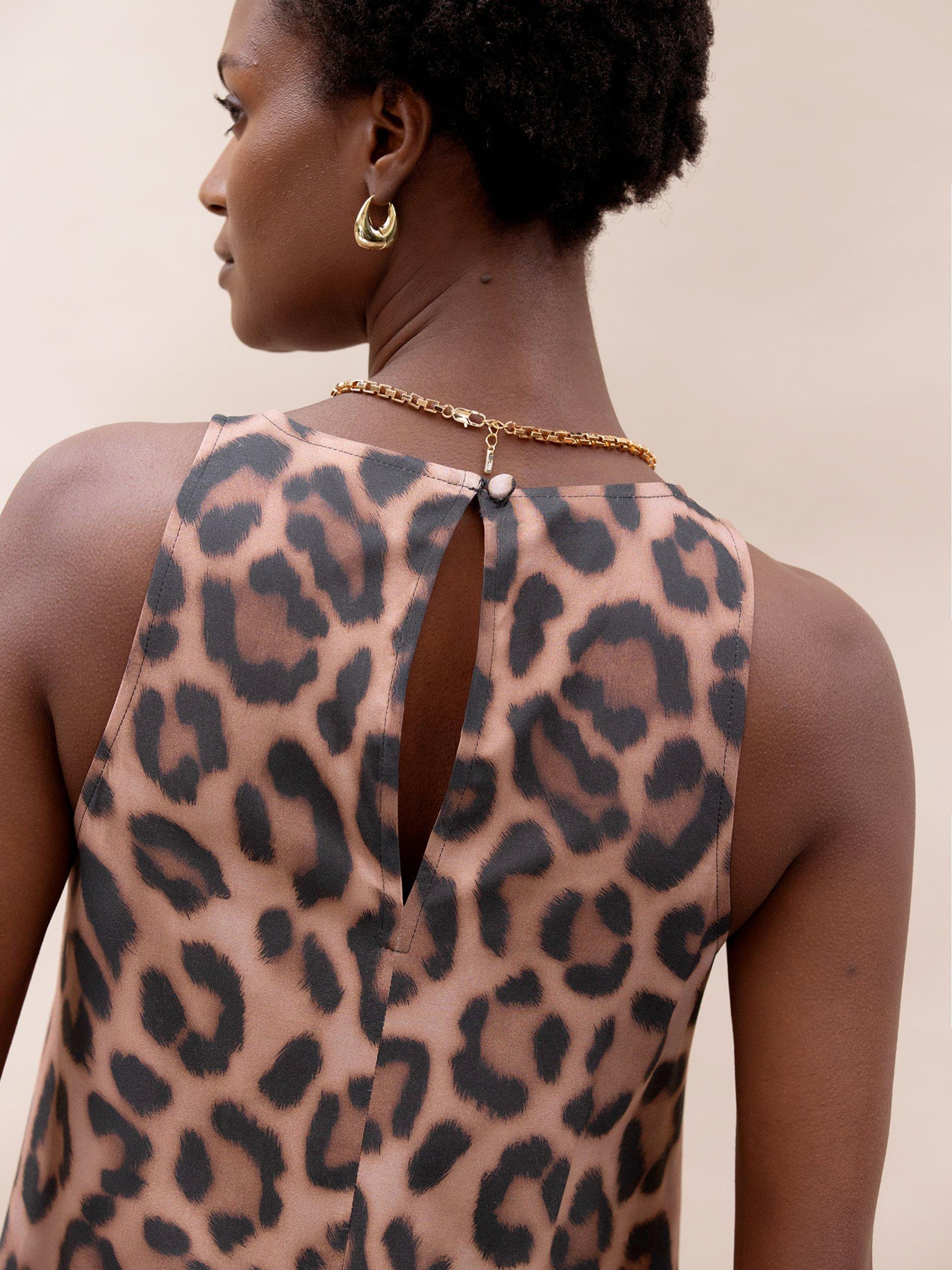 Product image 4 of 5, which shows Ro&Zo Leopard Print Dress, Brown, 6