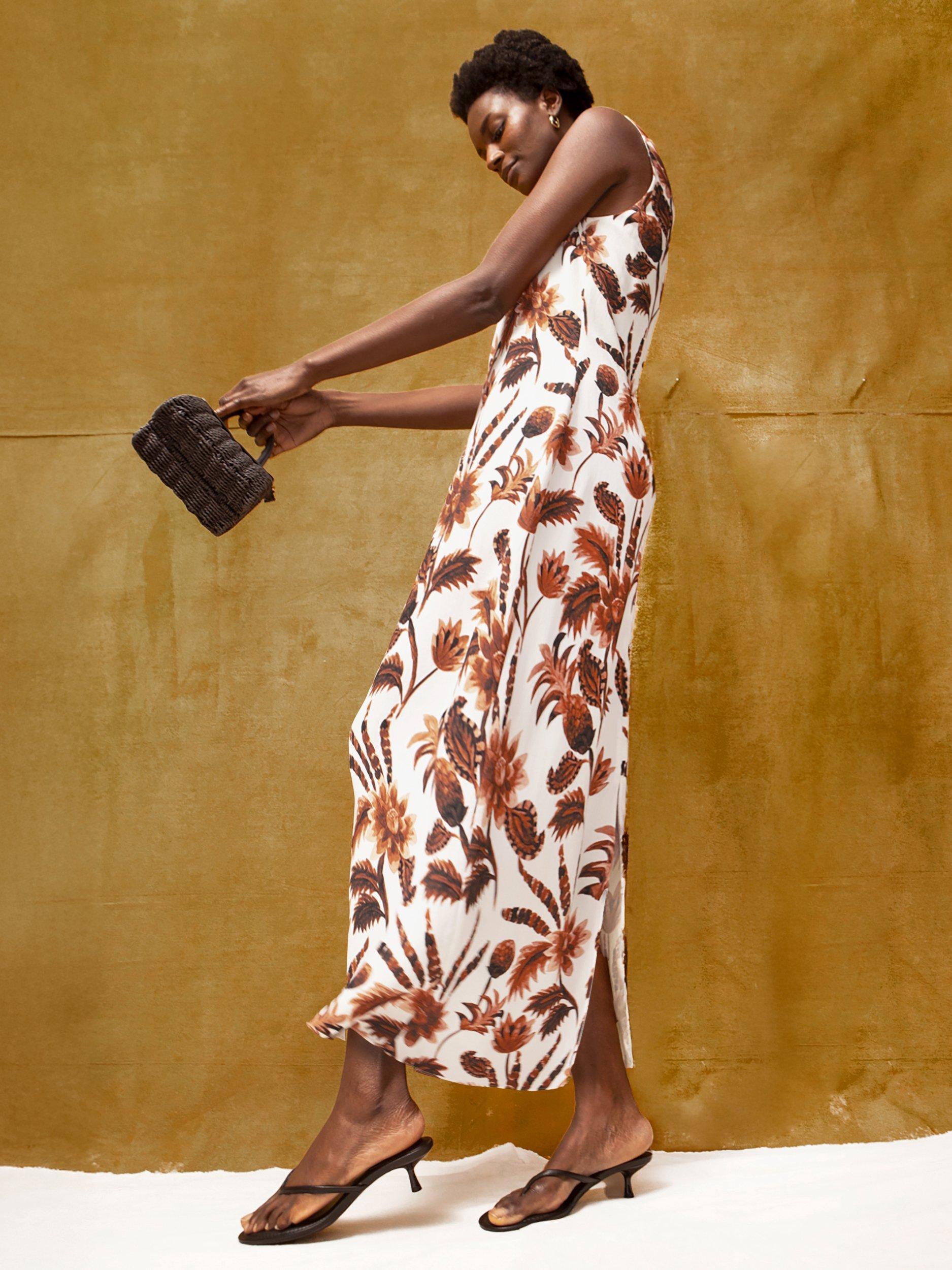 Product image 4 of 5, which shows Ro&Zo Tropical Floral Maxi Dress, Brown, 6