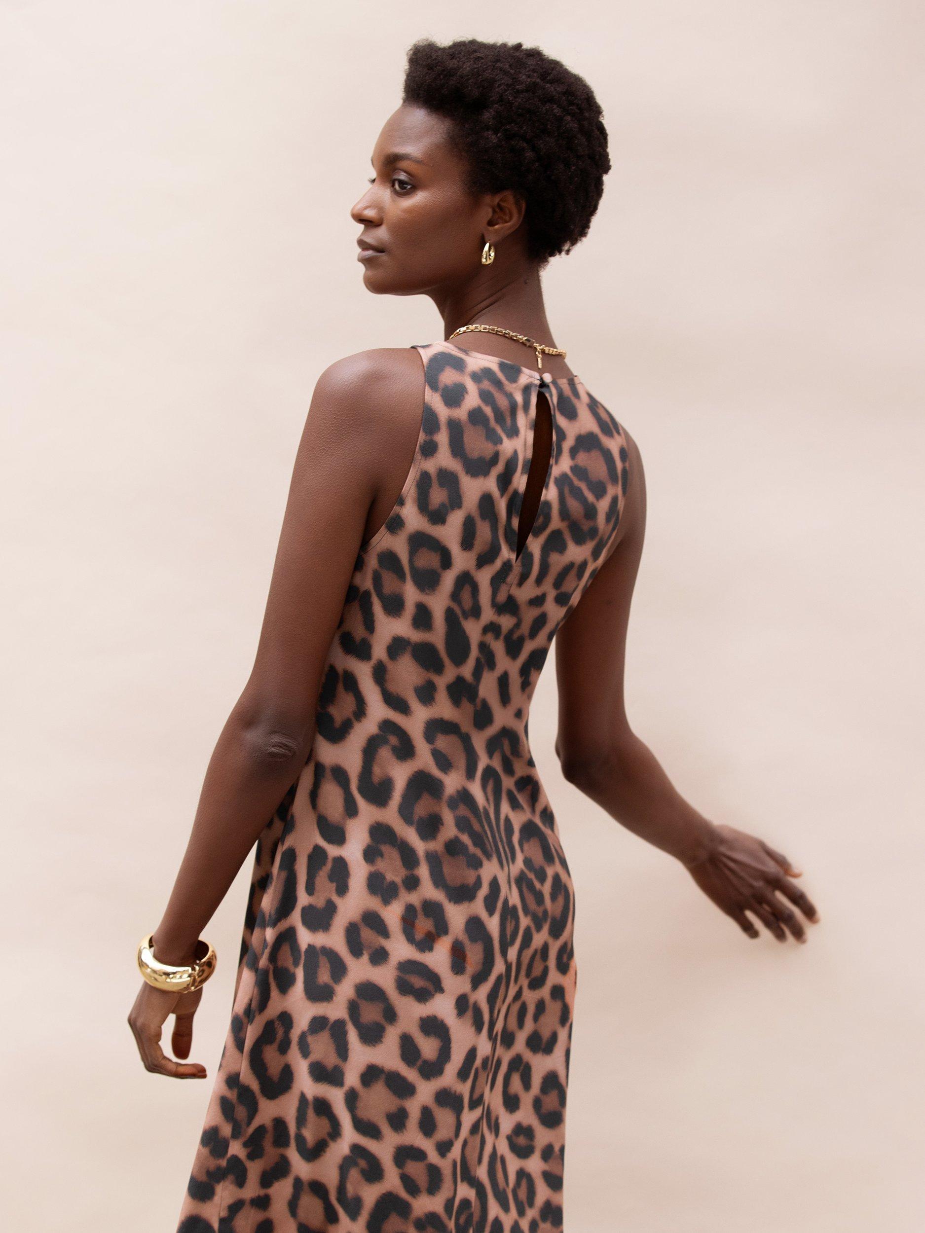 Product image 5 of 5, which shows Ro&Zo Petite Leopard Print Sleeveless Midi Dress, Brown, 6Pt