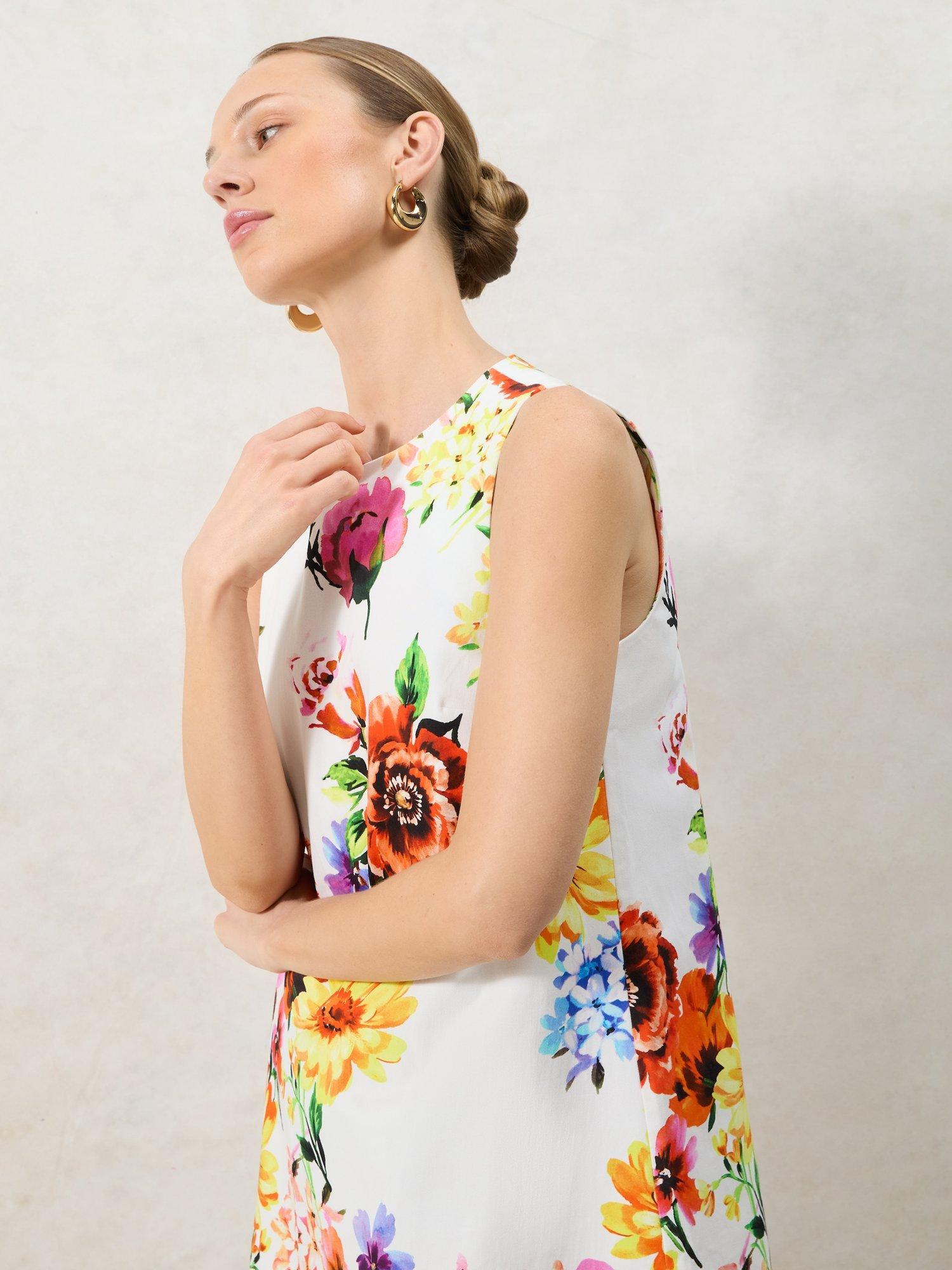 Product image 4 of 5, which shows Ro&Zo Petite Sleeveless Garden Floral Shift Dress, White, 14Pt