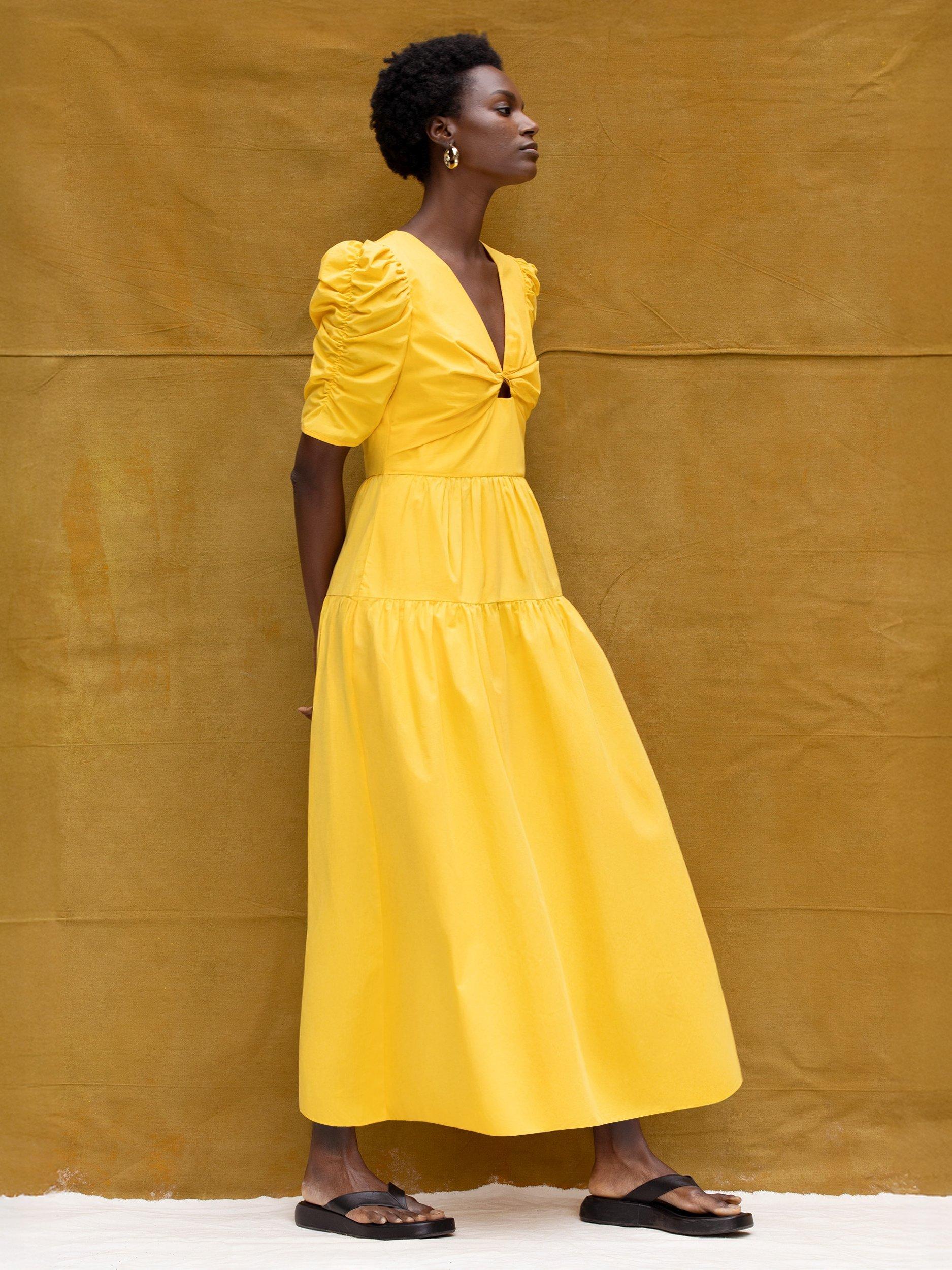 Product image 3 of 5, which shows Ro&Zo Cotton Poplin Twist Front Dress, Yellow, 6