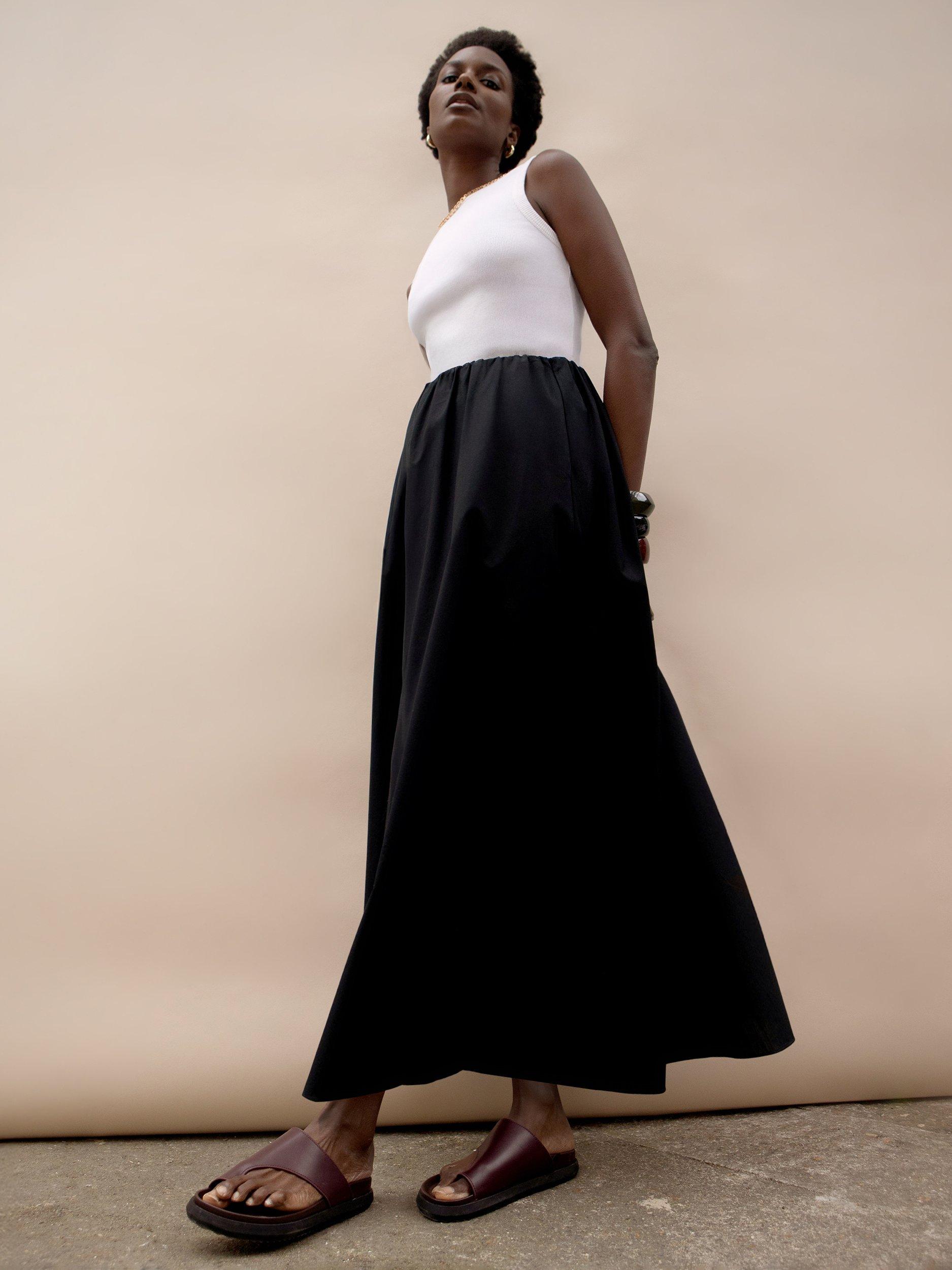 Product image 4 of 6, which shows Ro&Zo Cotton Petite Poplin Skirt, Black, 6Pt