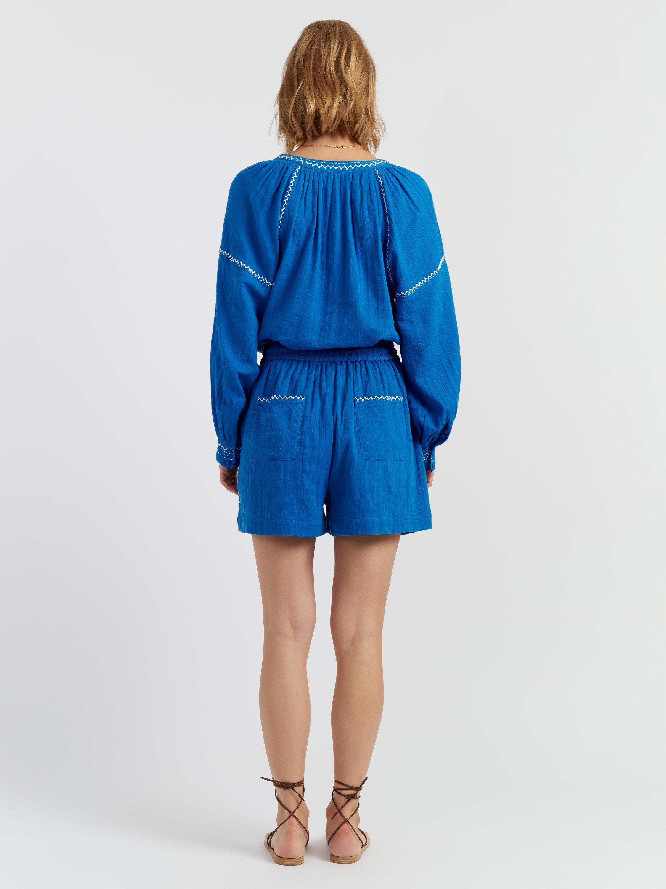 Product image 2 of 4, which shows Chinti & Parker St Tropez Shorts, Cornflower, 6