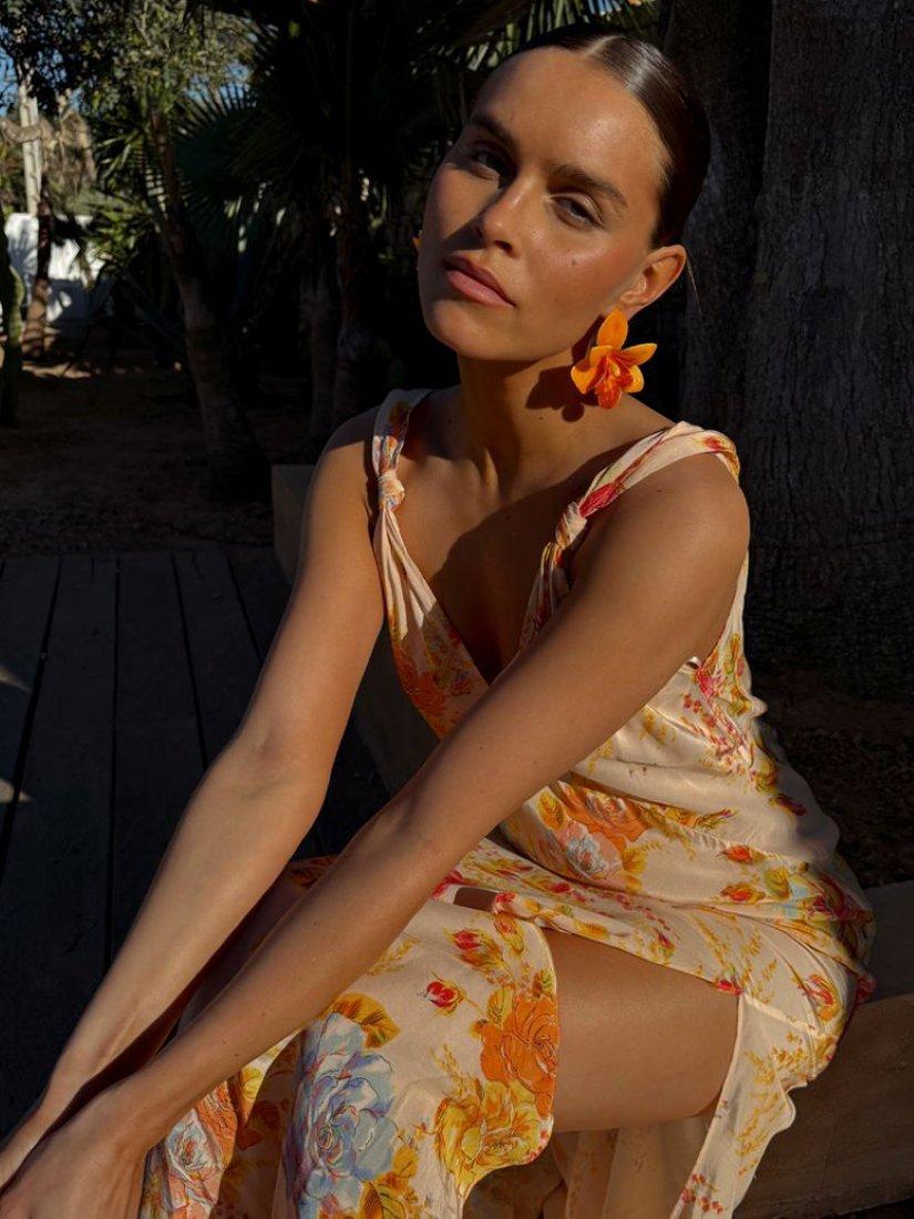 Product image 2 of 8, which shows Never Fully Dressed Sofia Floral Maxi Dress, Cream, 6