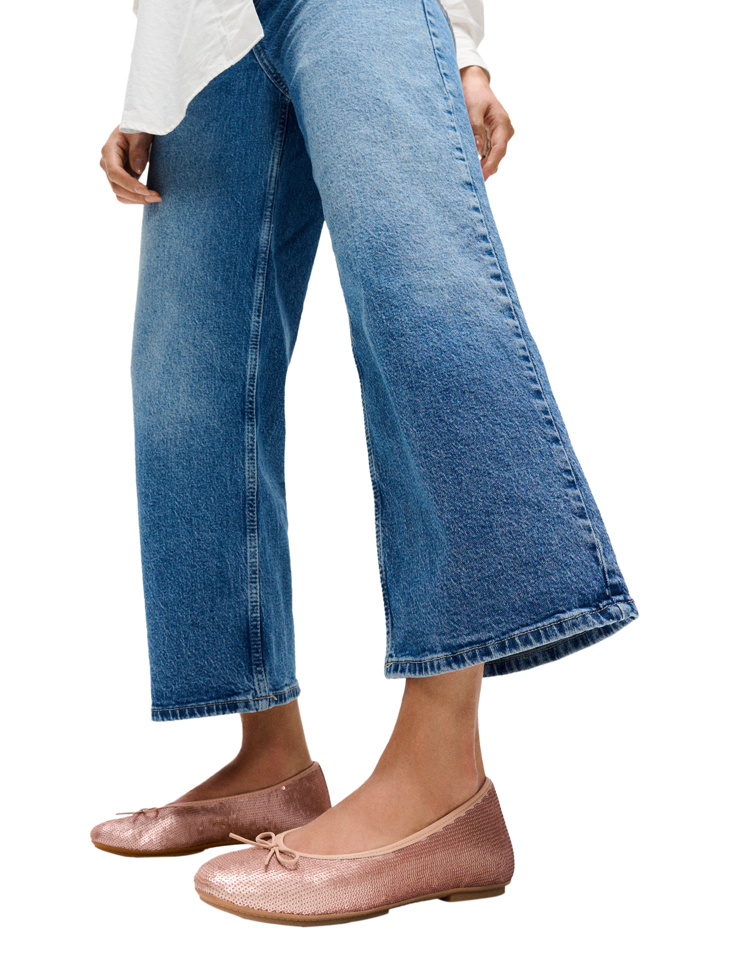 Product image 5 of 5, which shows FitFlop Delicato Leather Blend Bow Sequin Ballerina Pumps, Classic Beige, 3