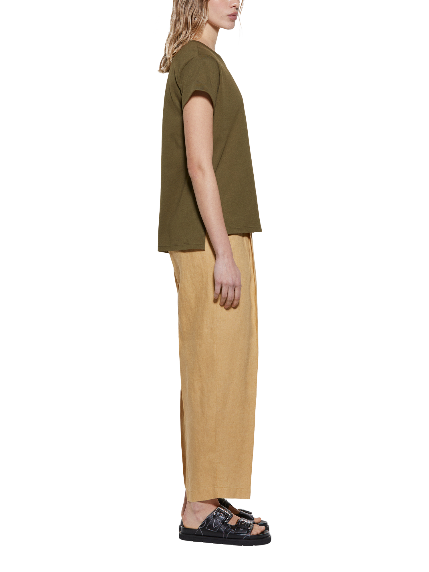 Product image 4 of 5, which shows SISLEY Patch Pocket T-Shirt, Green, M