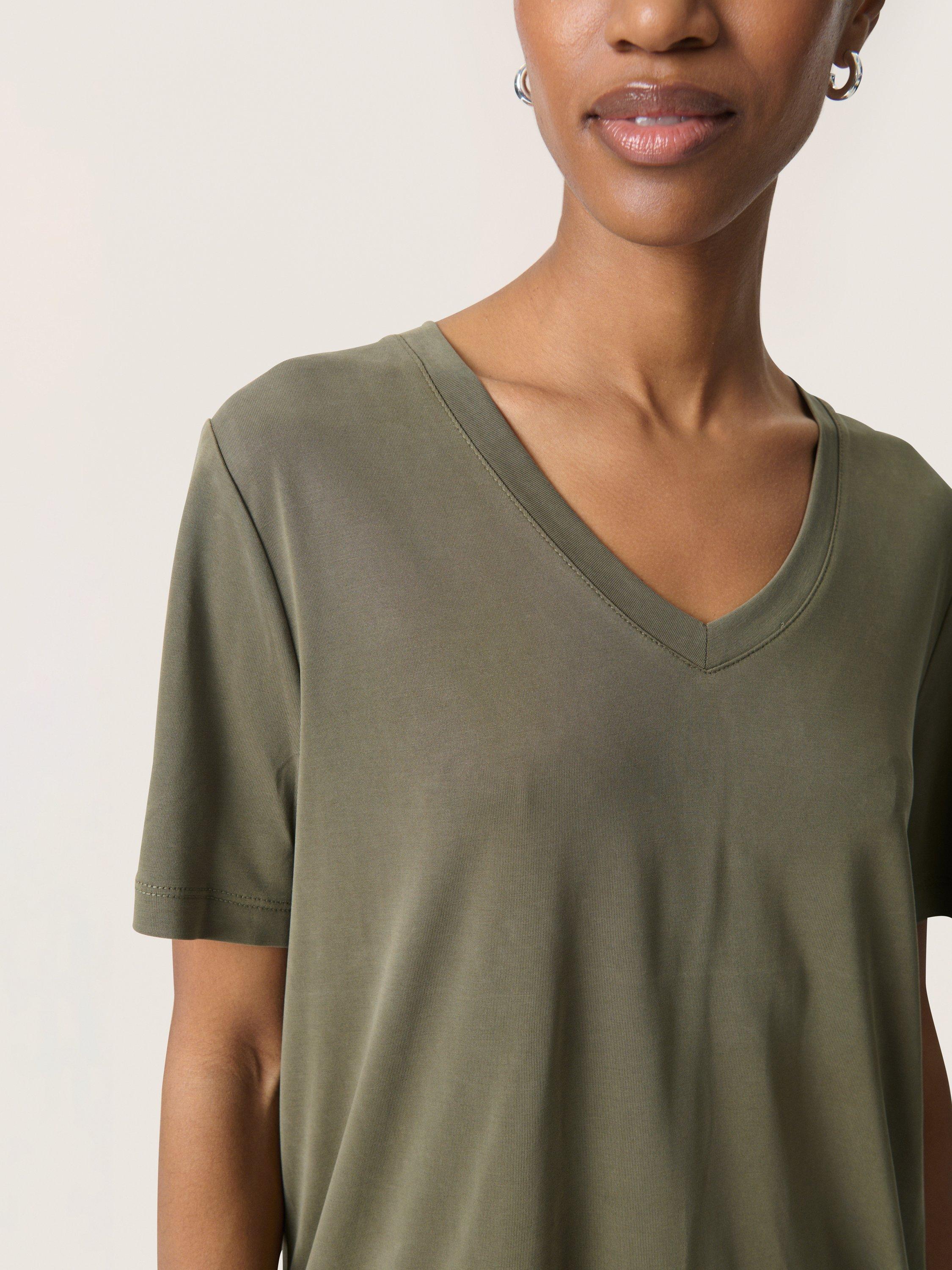Product image 4 of 6, which shows Soaked In Luxury Columbine T-Shirt, Mid Green, XS