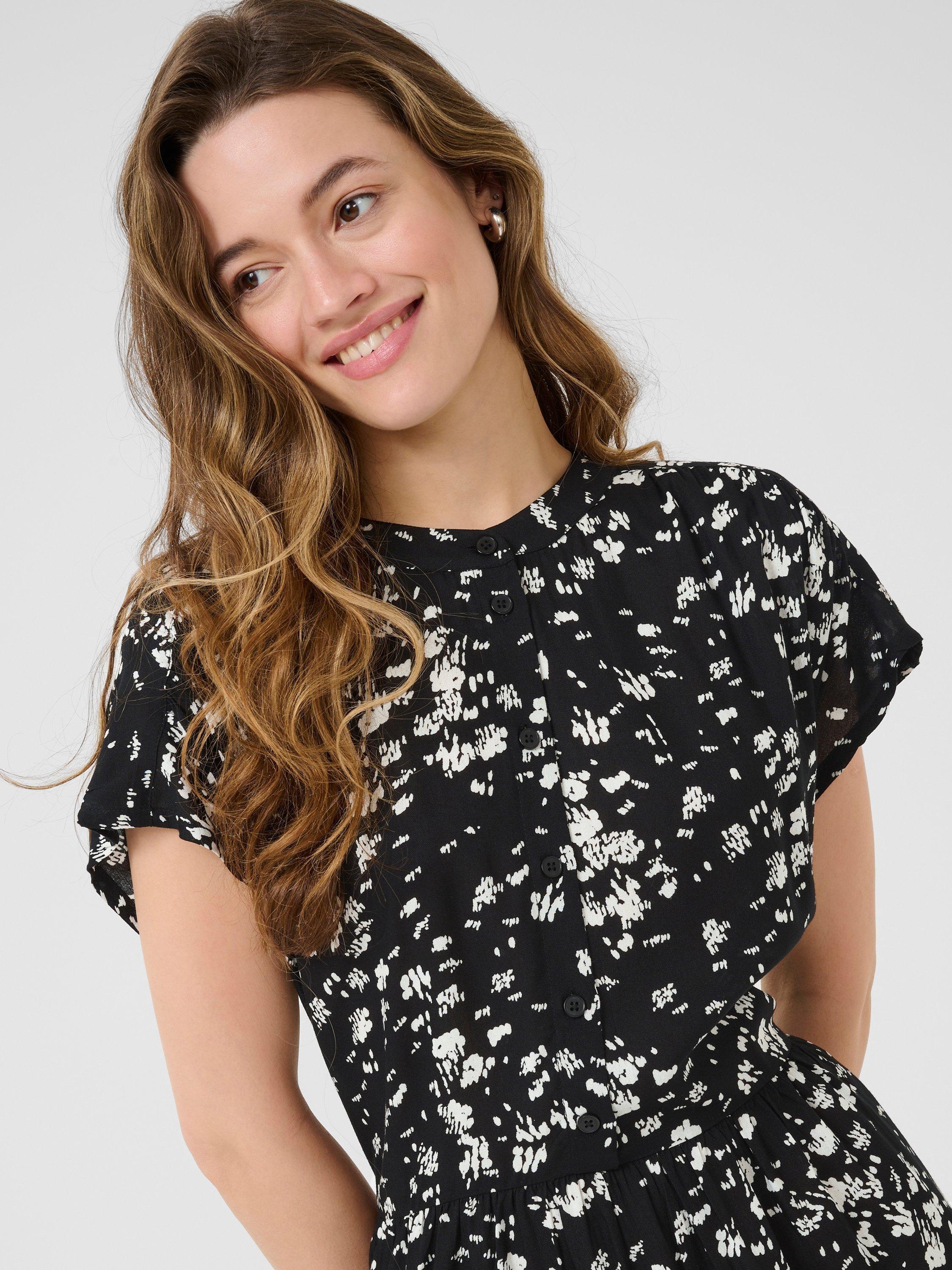 Product image 4 of 6, which shows KAFFE Beathe Abstract Short Sleeve Dress, Black/Multi, 8